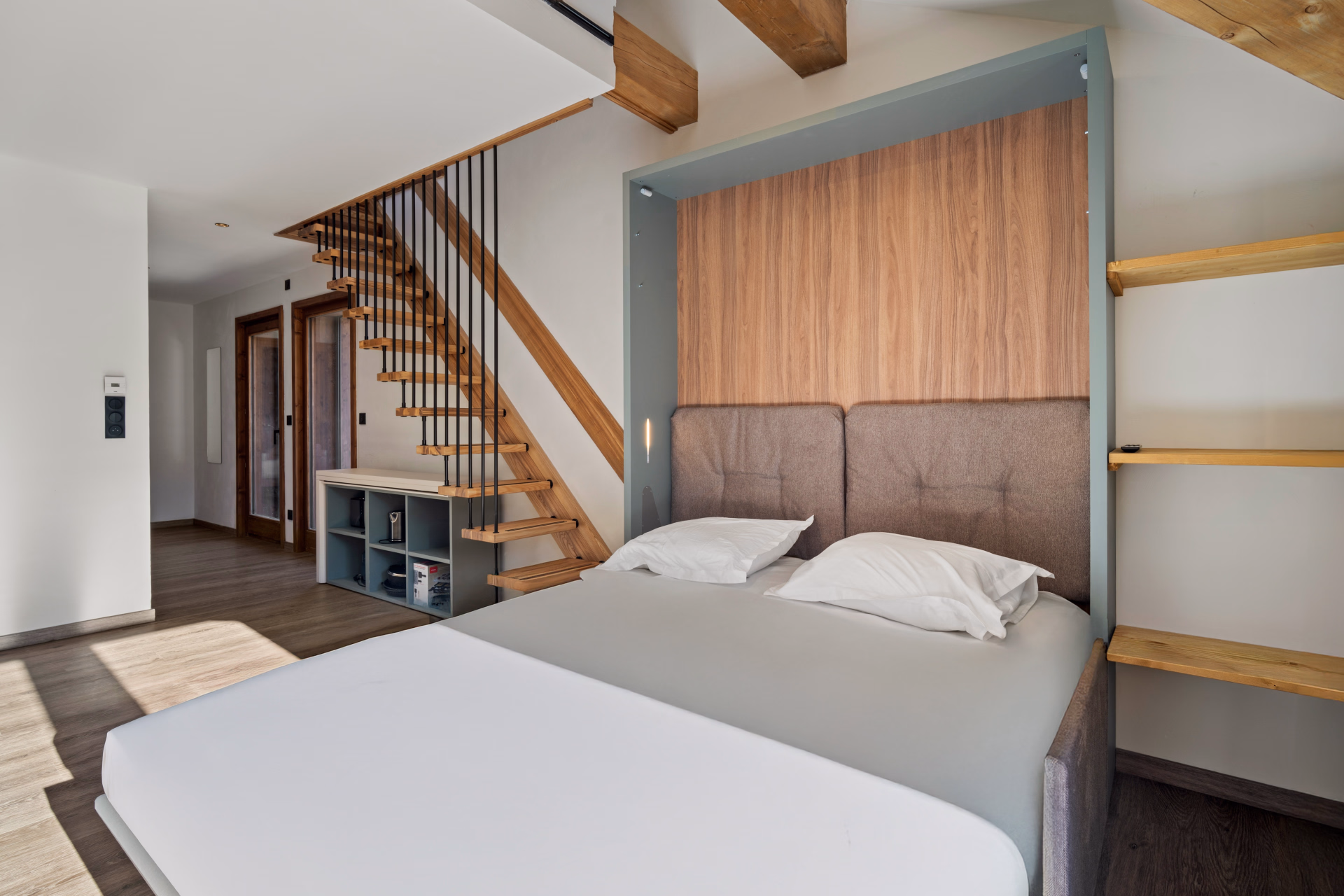 🏨 Hôtel 2* - Jours 1 à 6