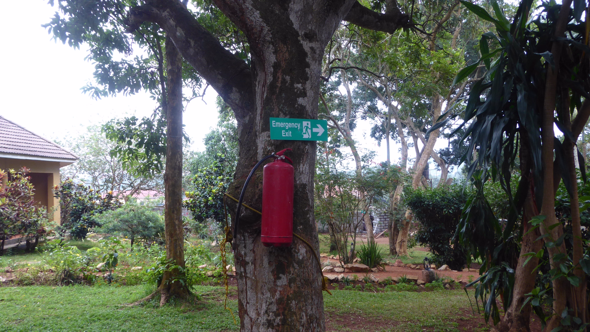 🏩 Hôtel 2* - Jour 1