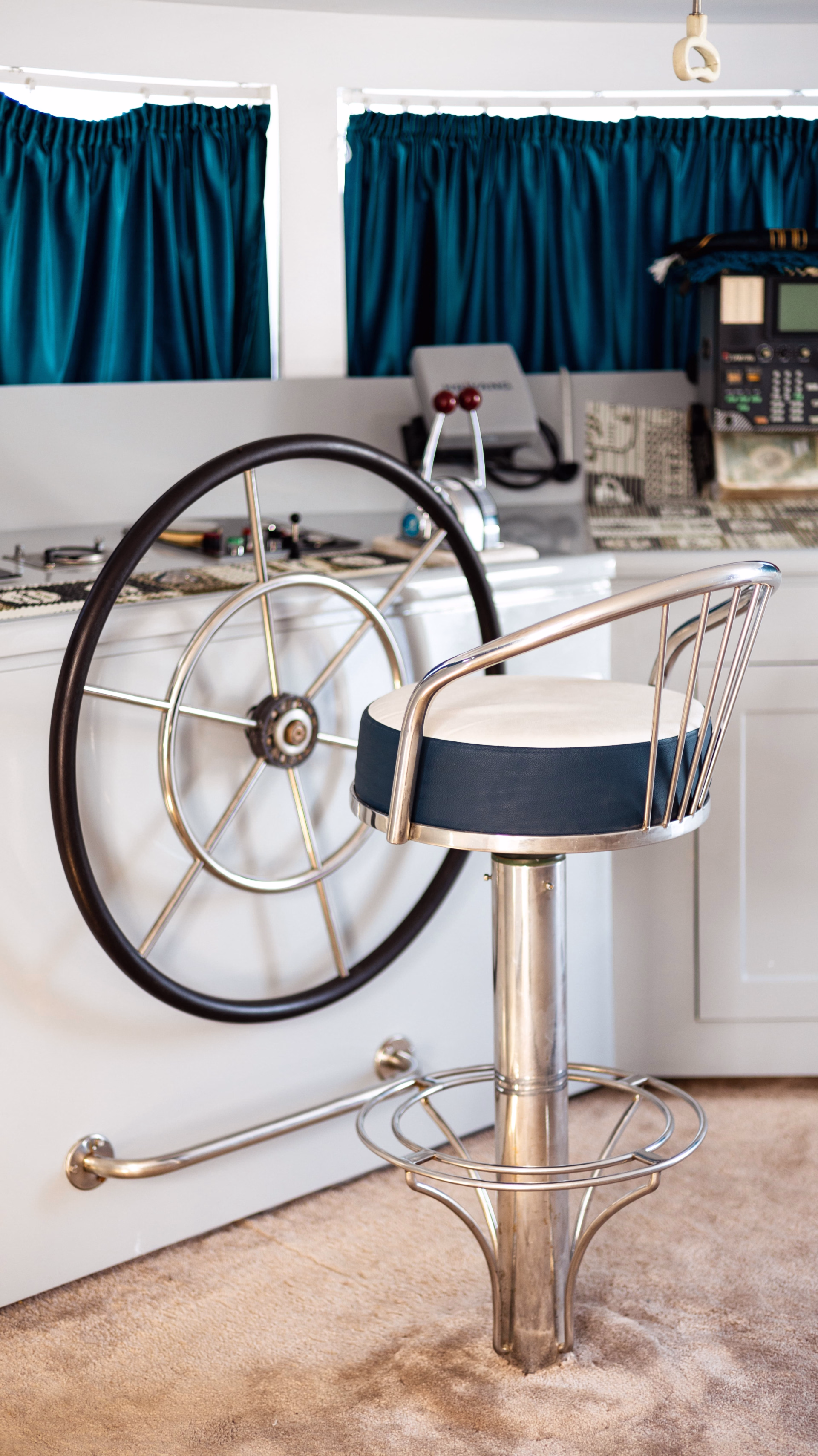 🚢 Bateau de croisière à moteur - Jours 1 à 8