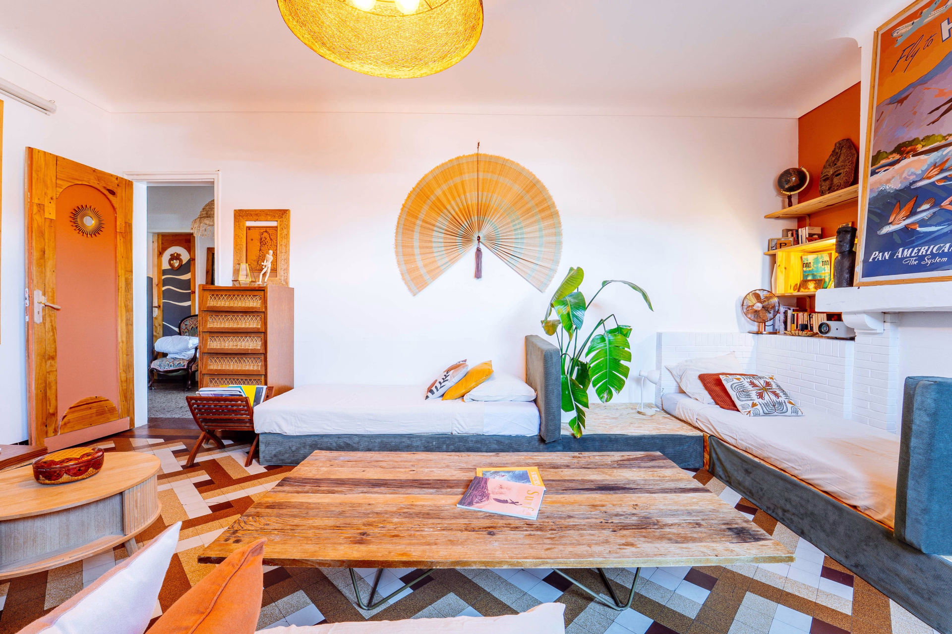 🏠 Surf House