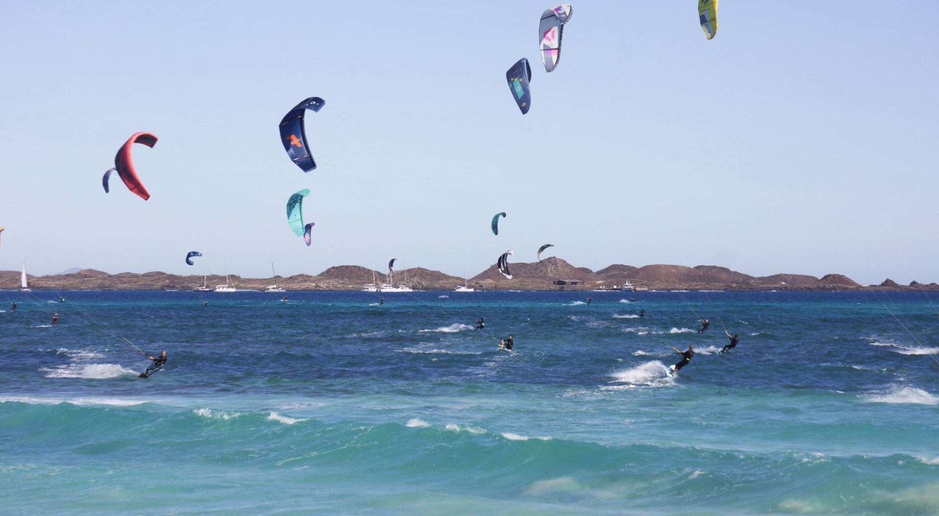 Stage Kite à Fuerteventura : Progressez en Douceur, Logez avec Style