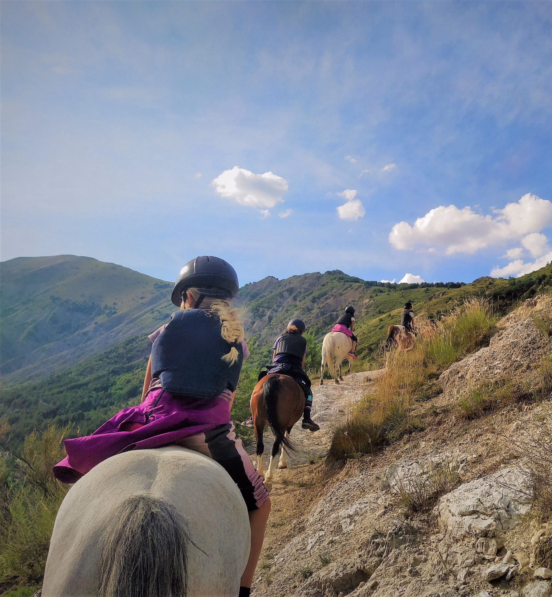 Évasion à cheval dans les montagnes de Barles