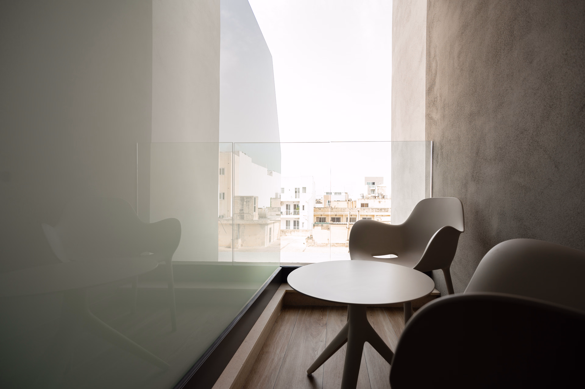 backpack.hotels.accommotation_type.hotel_4_stars