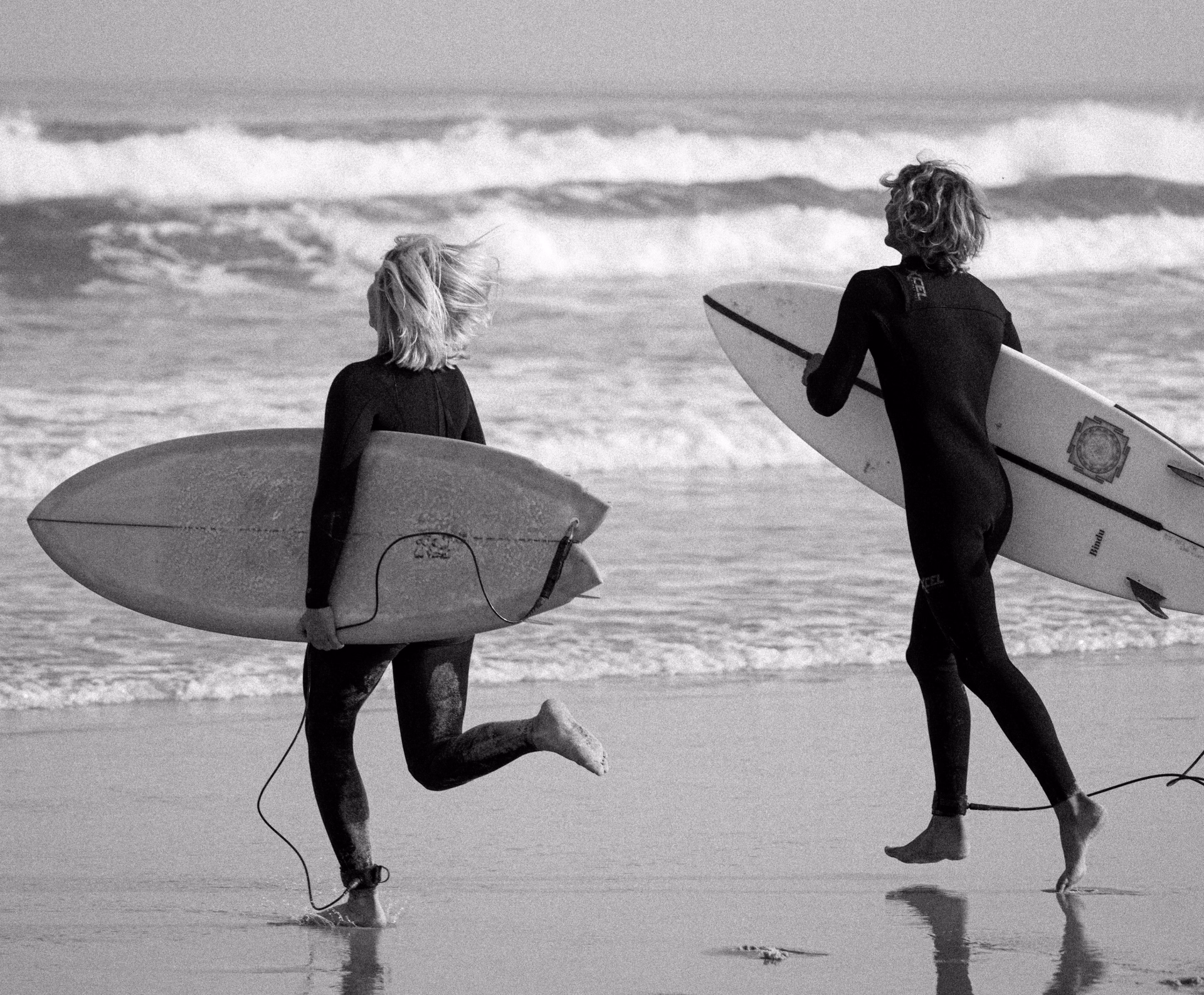 Vacances surf et détente sur la plage sous le soleil de Peniche
