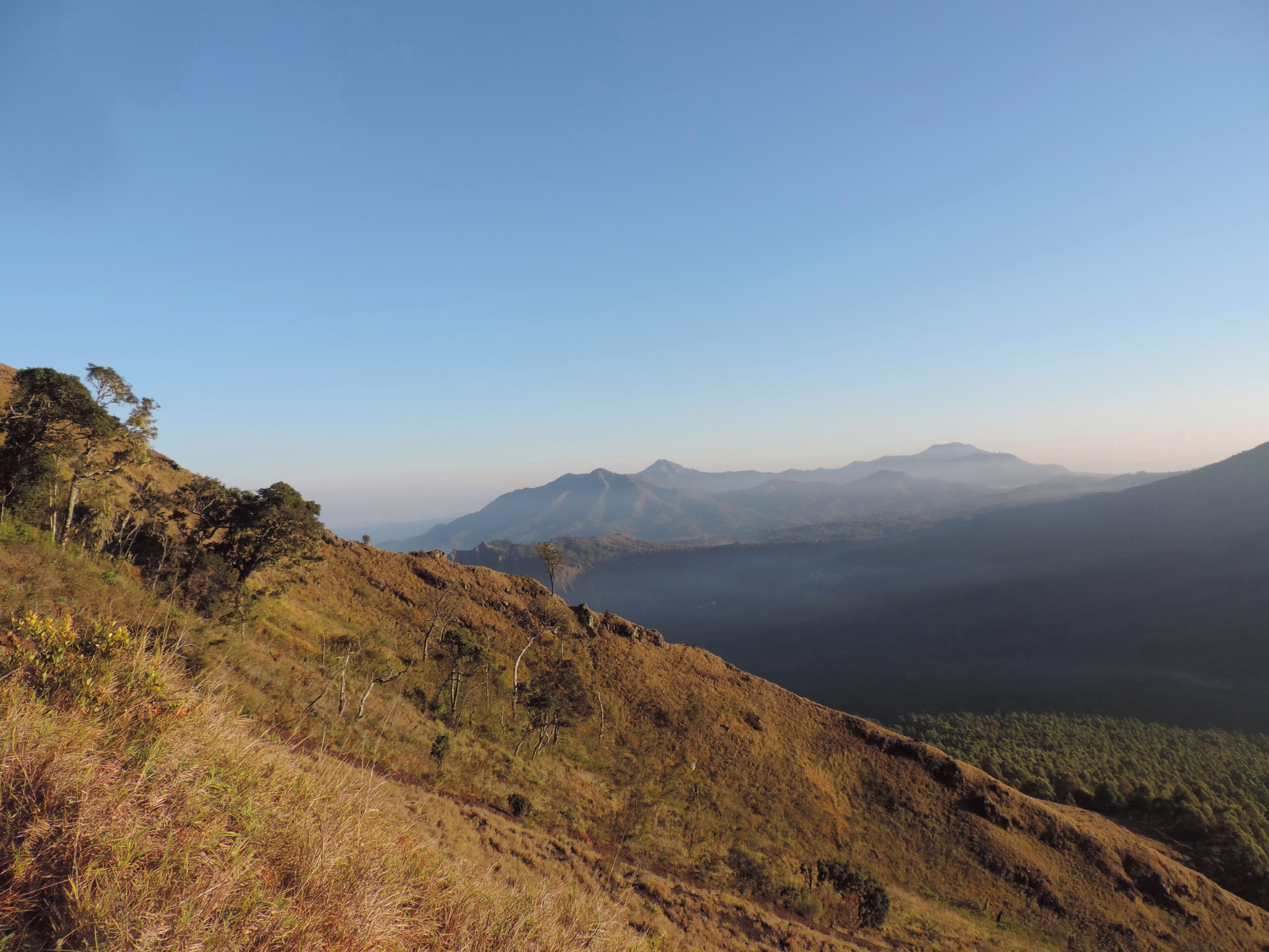 Flores à vélo électrique : la grande traversée d'Indonésie en 14 jours