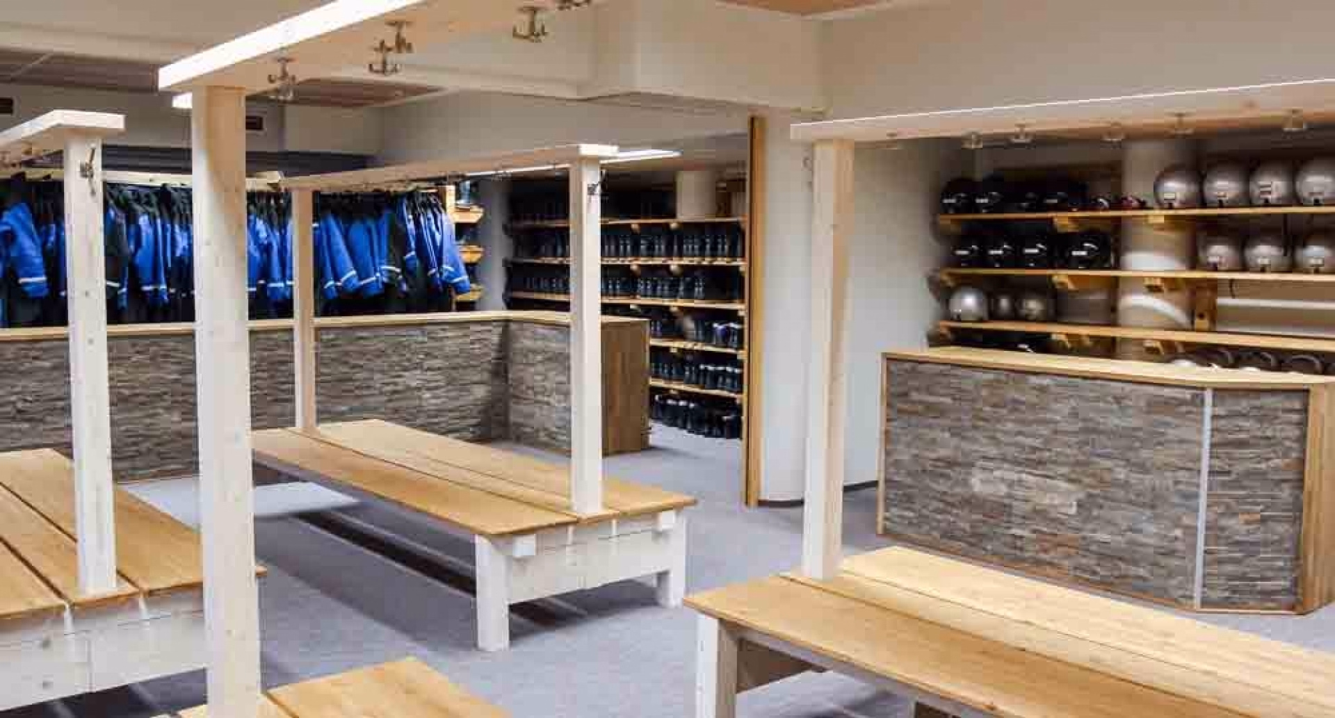 🏩 Hôtel 3* - Jours 1 à 7