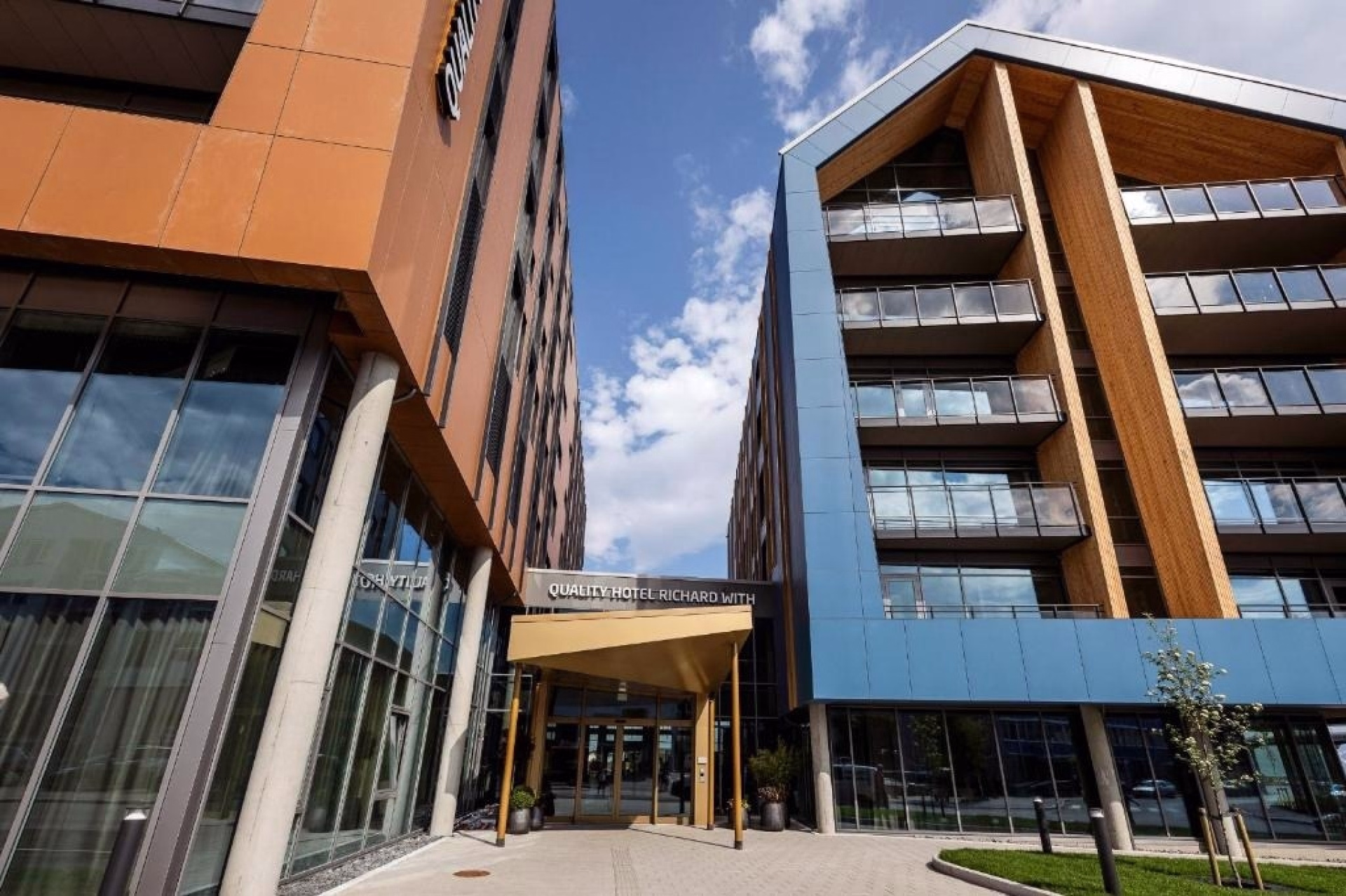 🏨 Hôtel 4* - Jour 4