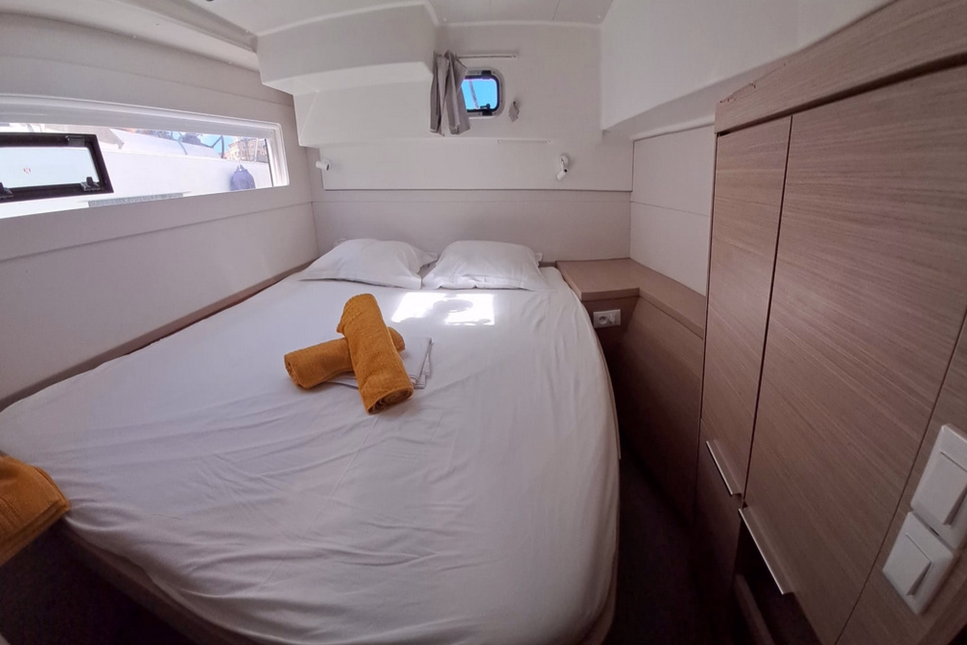 🚢 Bateau de croisière à voile - Jours 1 à 2