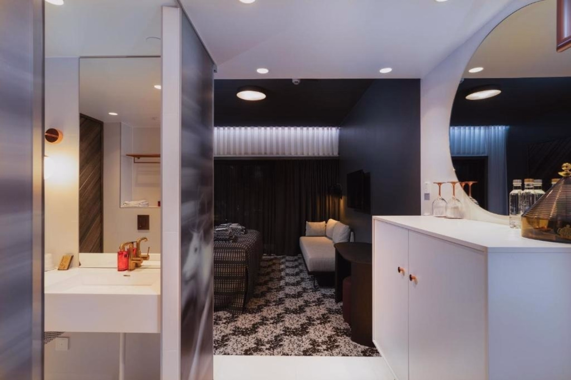 🏨 Hôtel 4* - Jours 5 à 7
