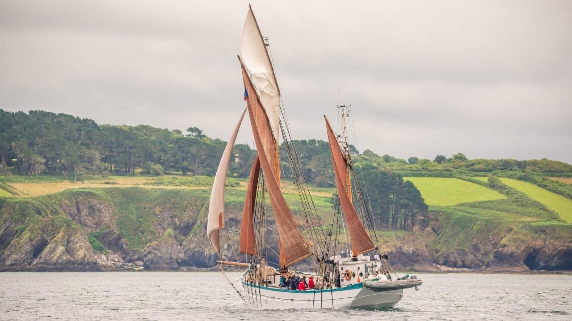 Apprentissage de la voile et convoyage de Granville à Lorient