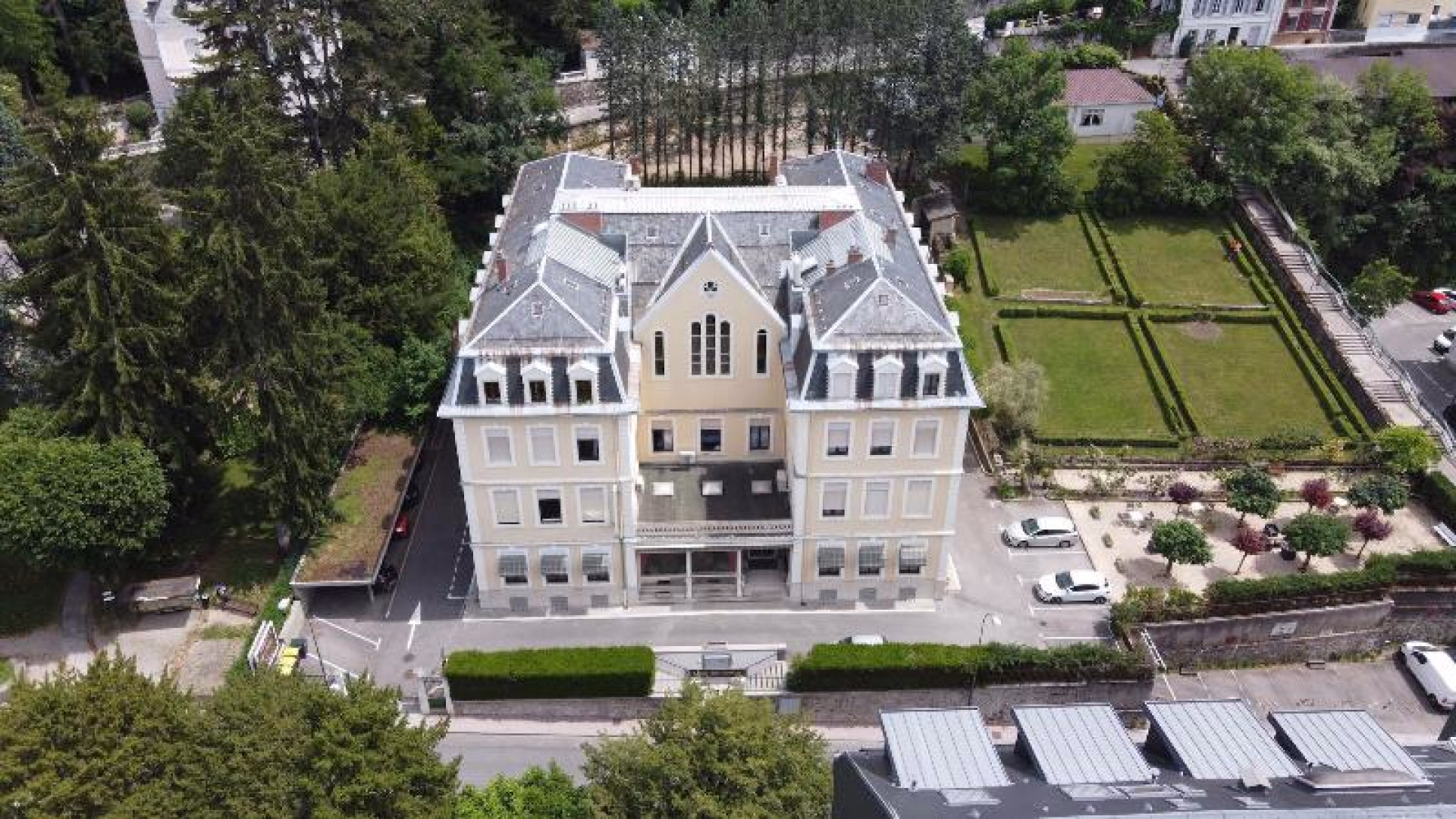 Hôtel 3*