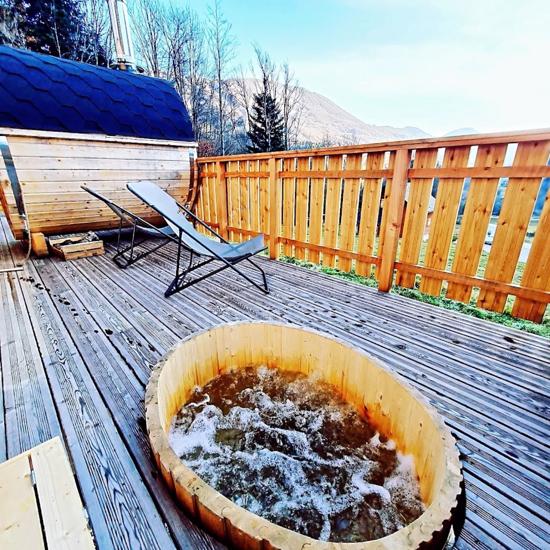 yoga spa et marche sportive en pleine nature dans les Alpes