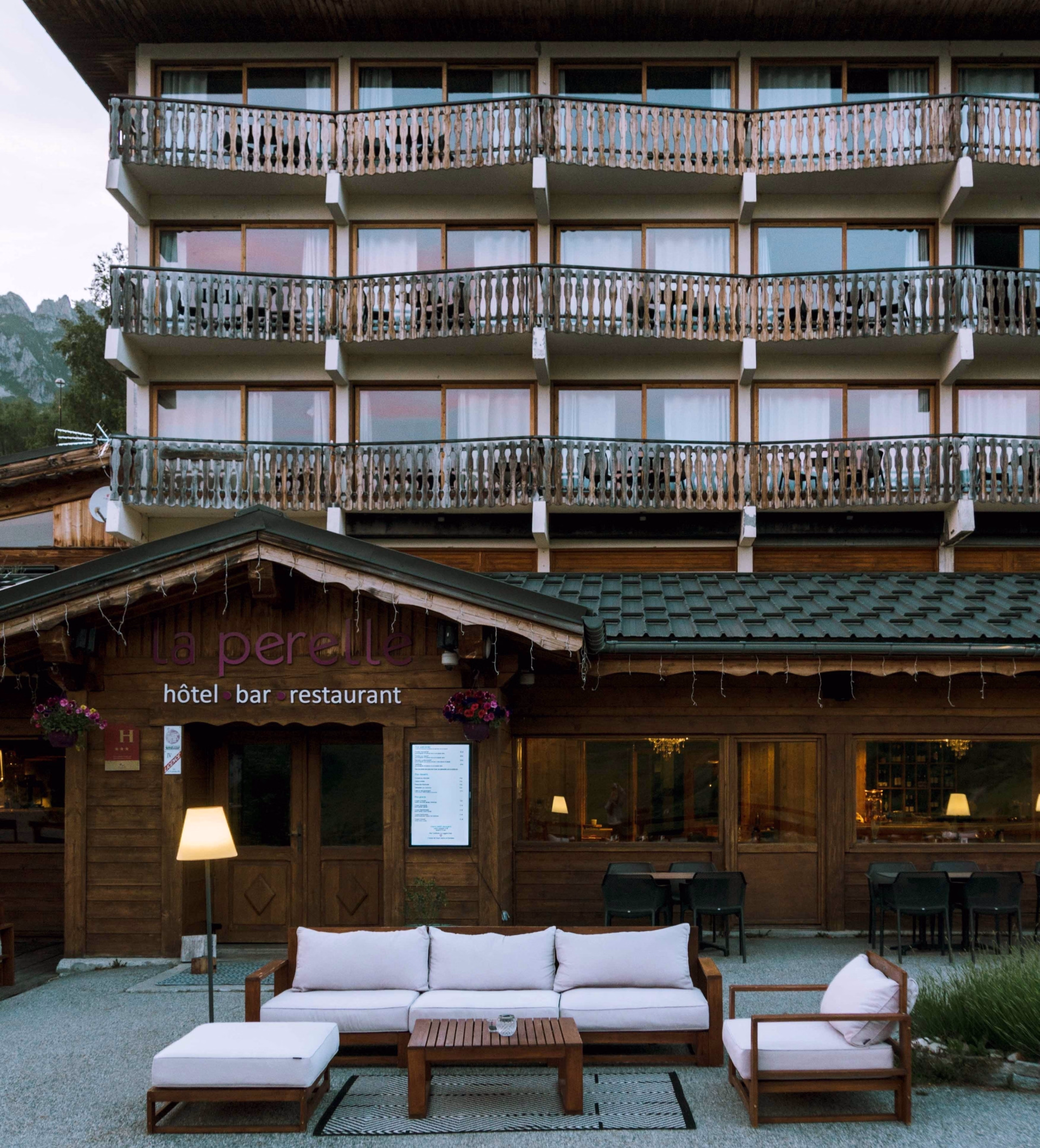 🏨 Hôtel 3* - Jours 1 à 5