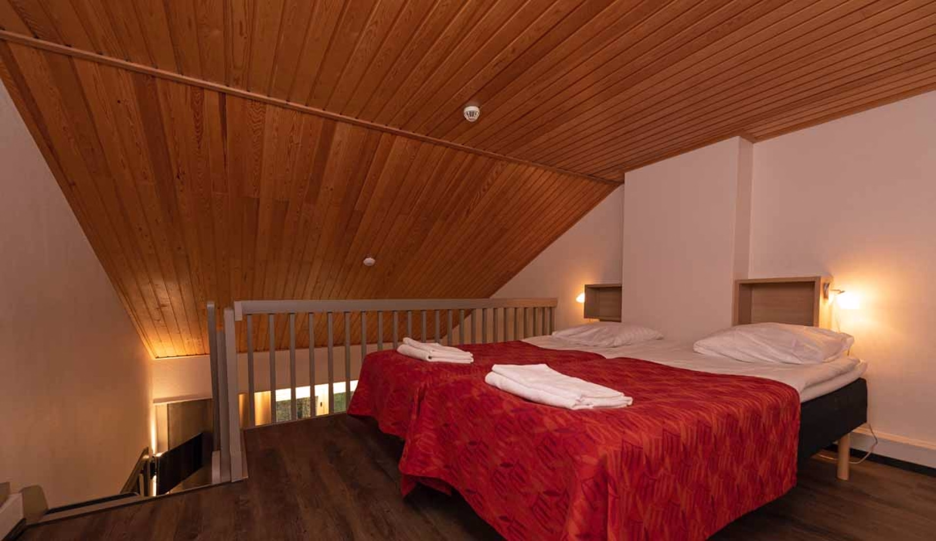 🏩 Hôtel 3* - Jours 1 à 7