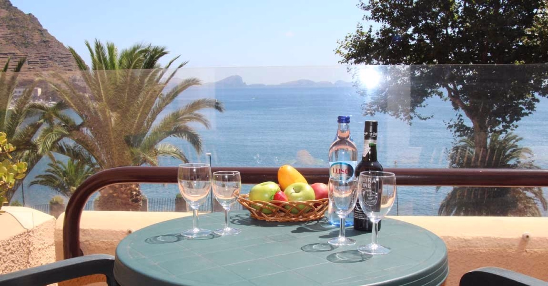 🏩 Hôtel 4* - Jours 2 à 6