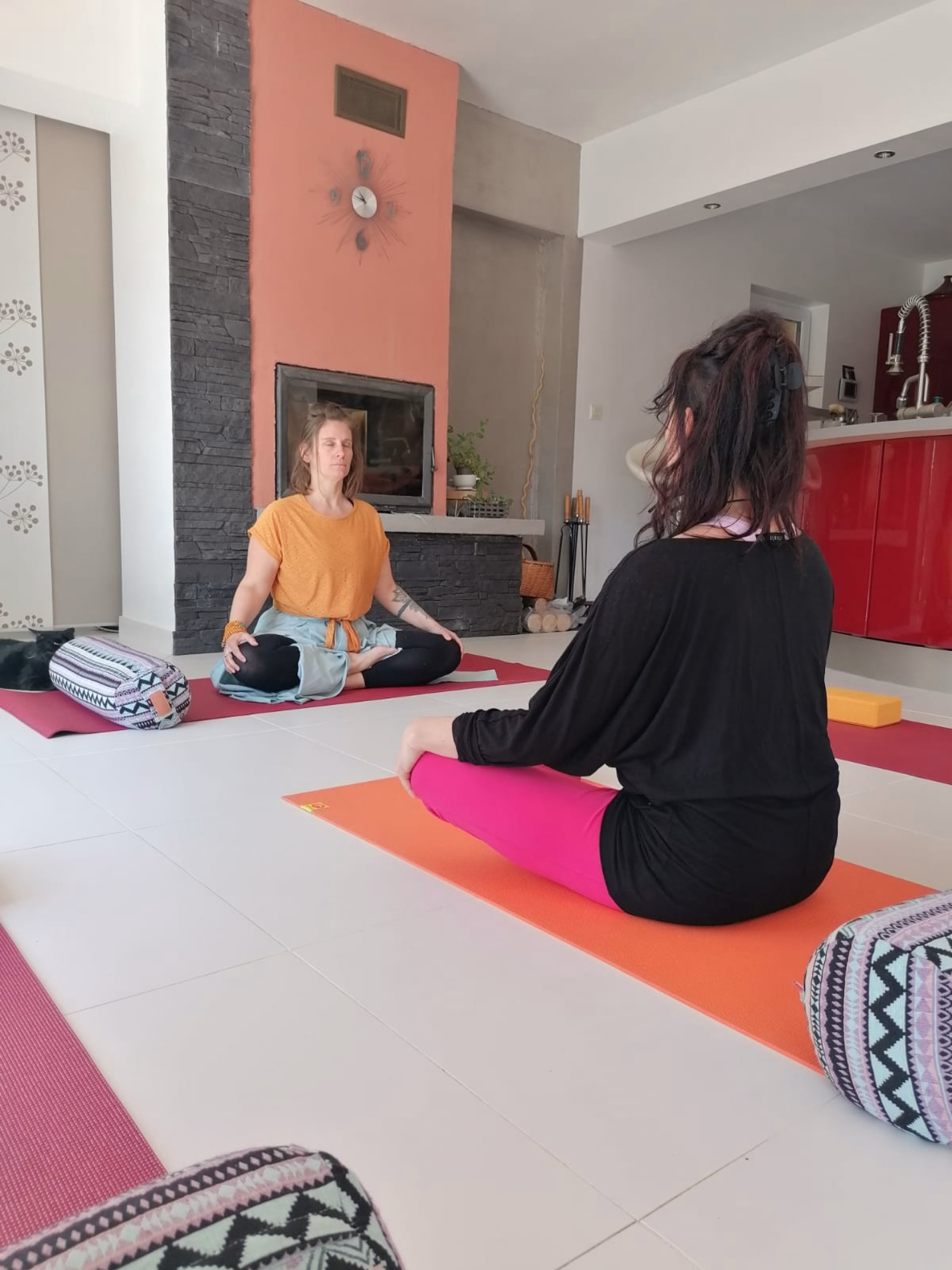 Yoga et pilates 100% féminine Orpierre