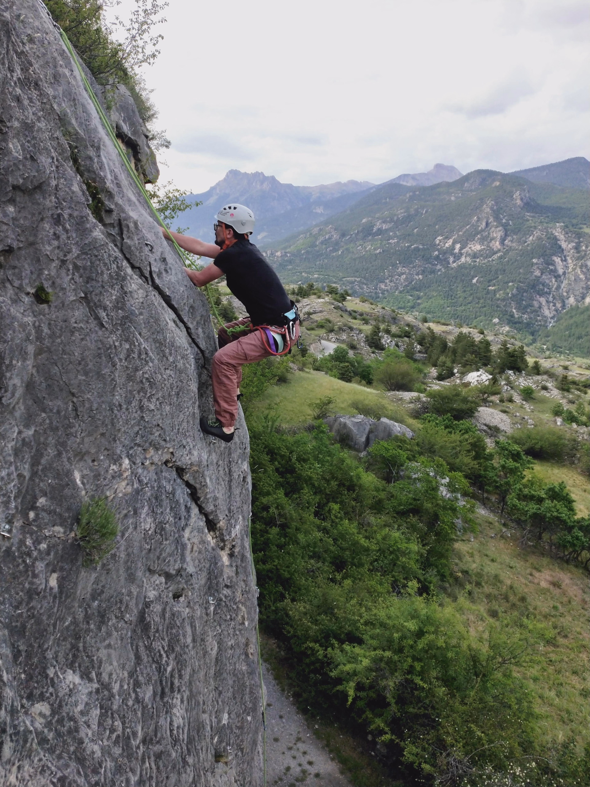 Camp de base Outdoor et multi-actvités au bord de la Durance
