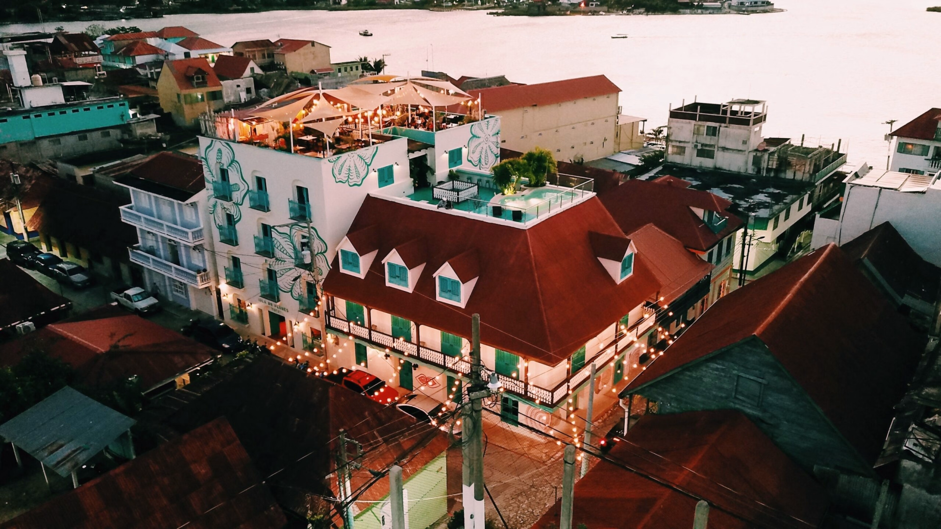 🏨 Hôtel 3* - Jours 9 à 11