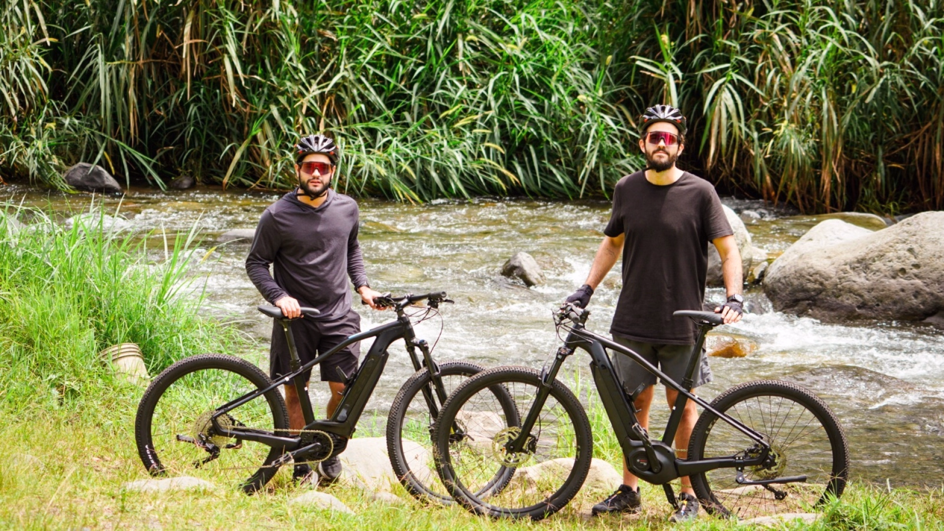 À vélo à travers Panama : un périple entre ville, canal et cratères