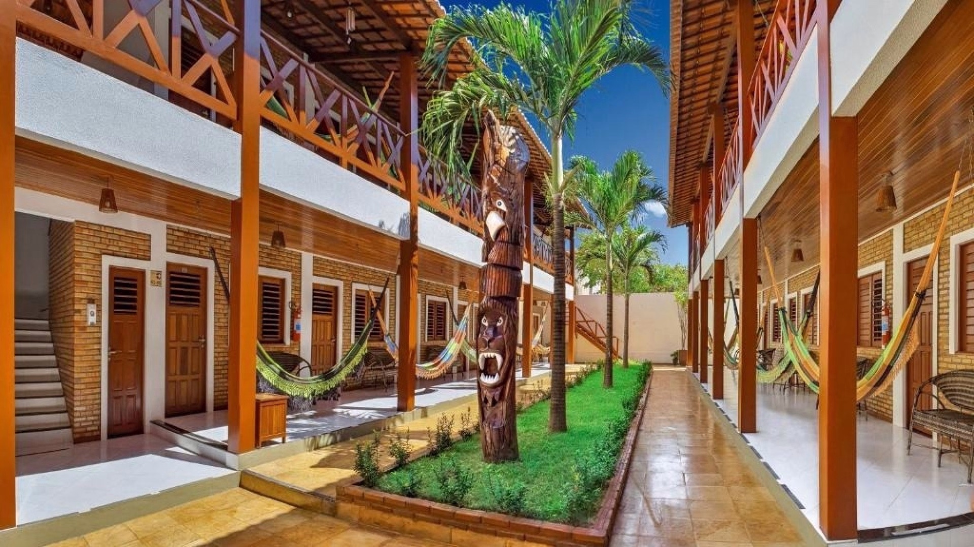 🏨 Hôtel 3* - Jours 2 à 8