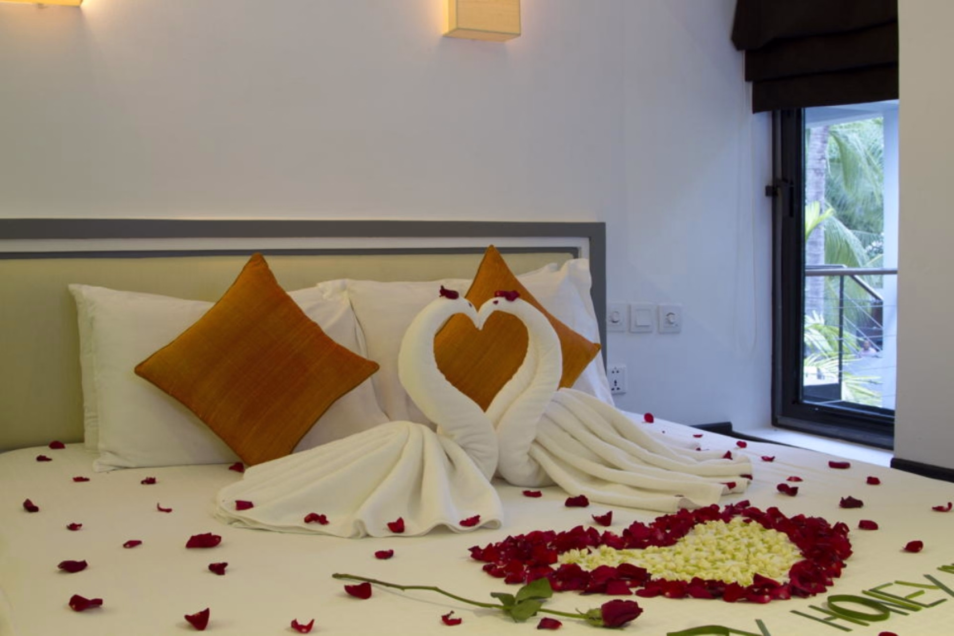 🏩 Hôtel 4* - Jours 4 à 7