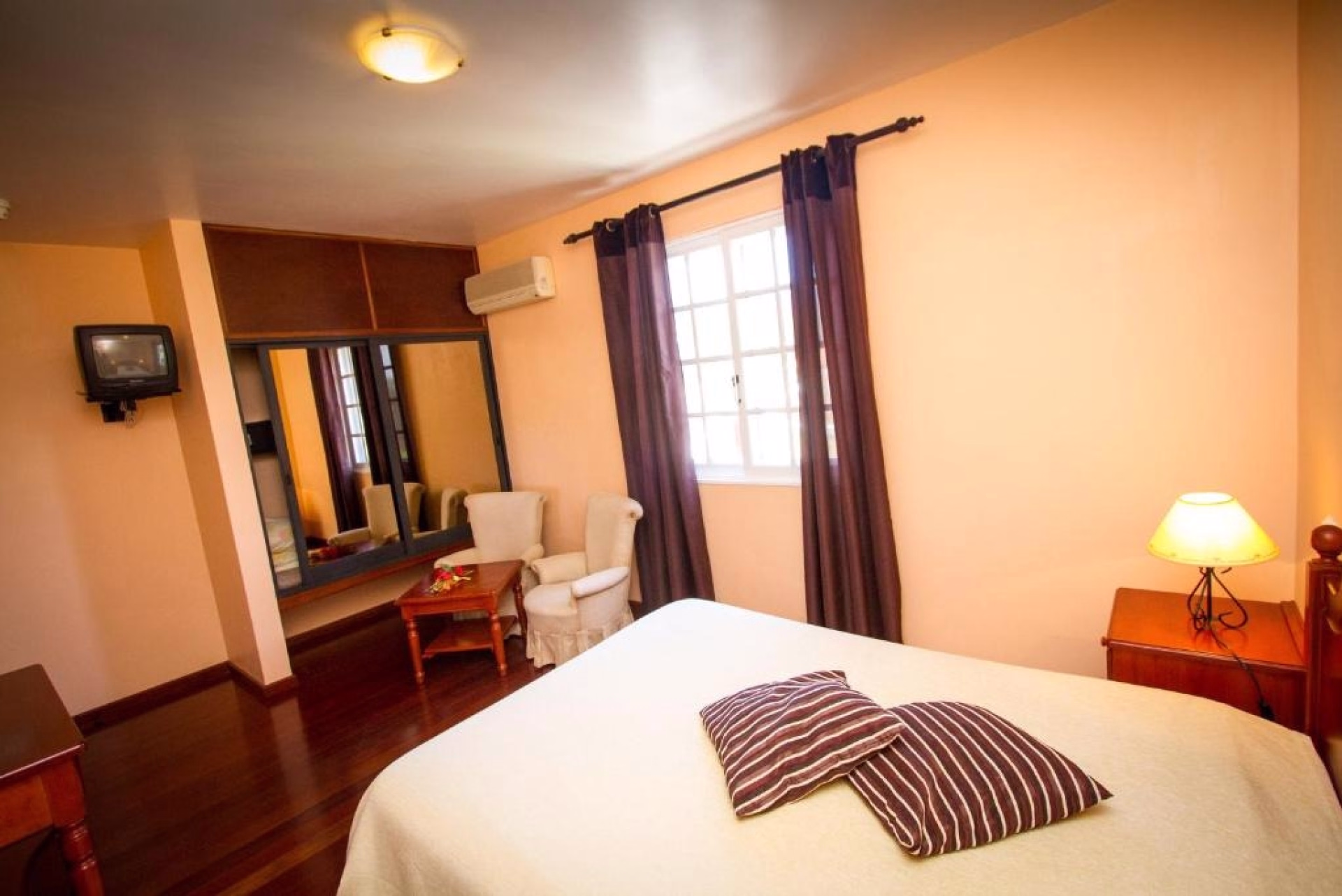 🏨 Hôtel 3* - Jour 2