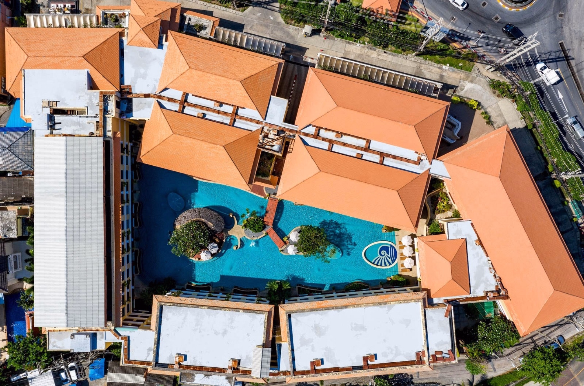 🏨 Hôtel 4* - Jours 2 à 7
