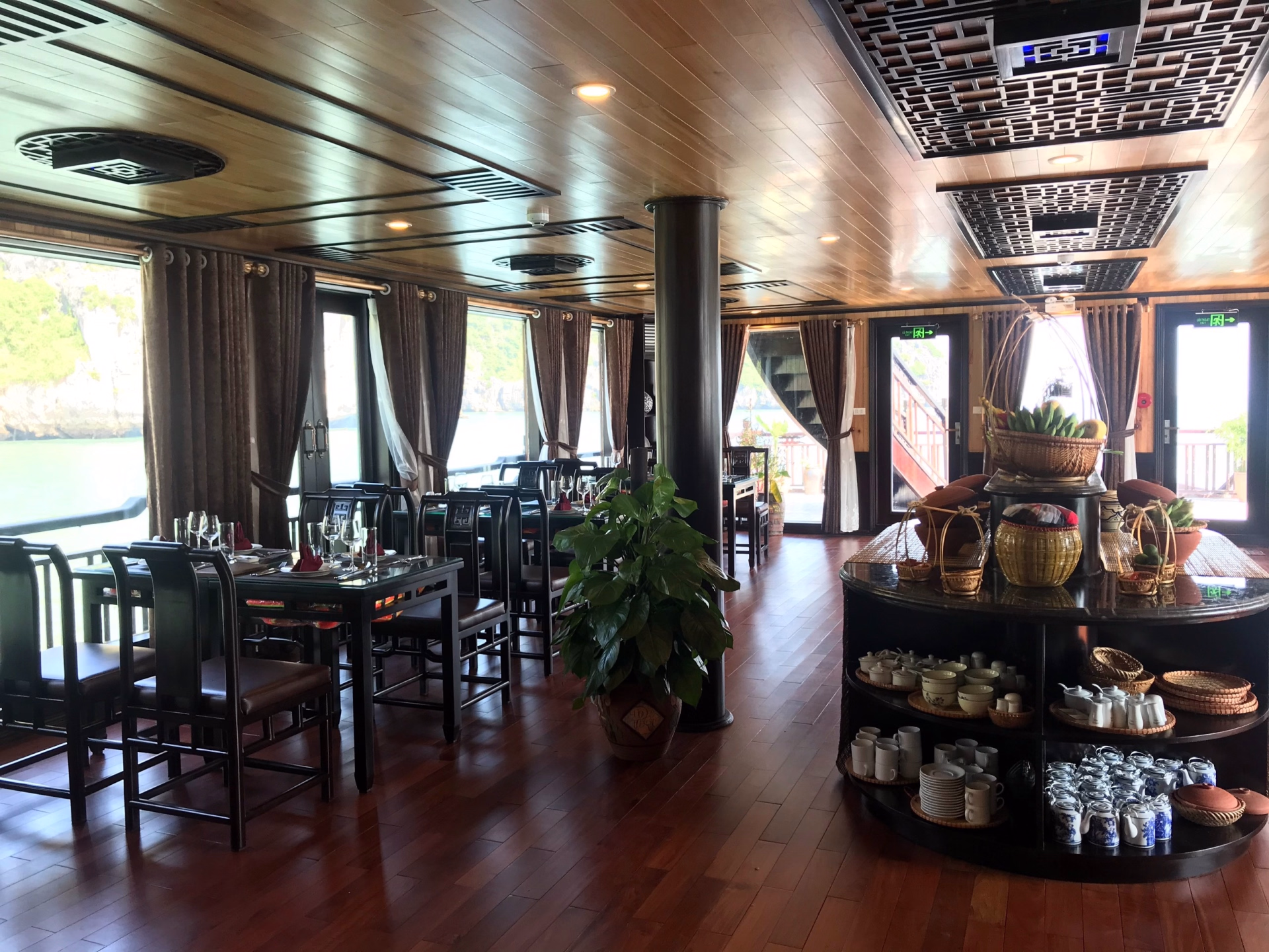 🚢 Bateau de croisière à moteur - Jour 11