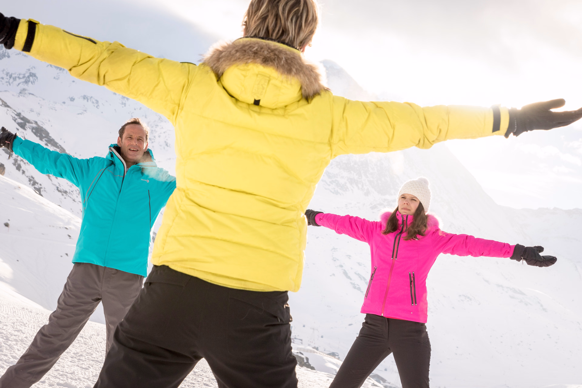 Yoga, rando raquettes et chiens de traîneaux en Auvergne