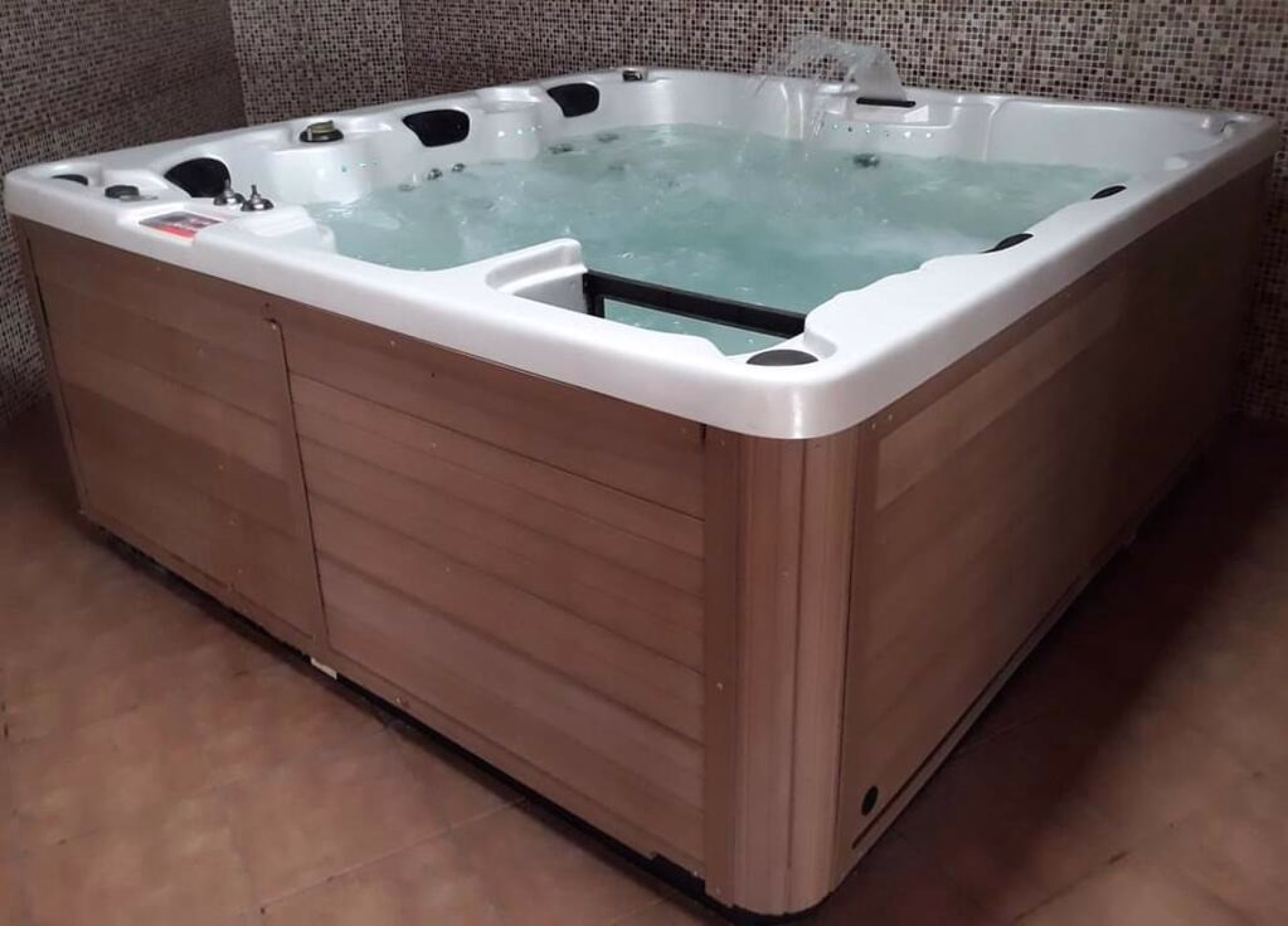 🏨 Hôtel 3* - Jours 4 à 6