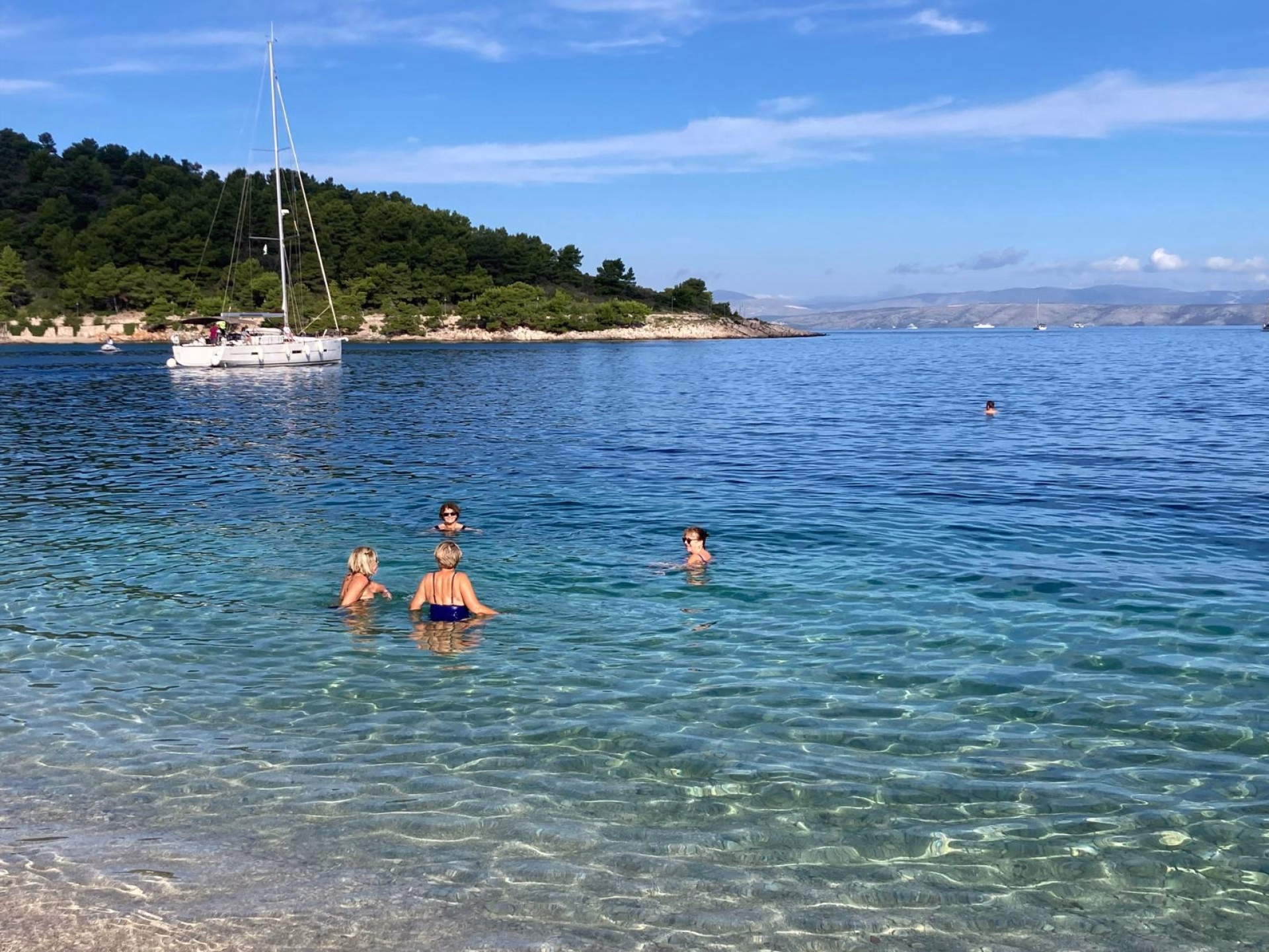 Croisière conviviale en catamaran entre les îles Dalmates