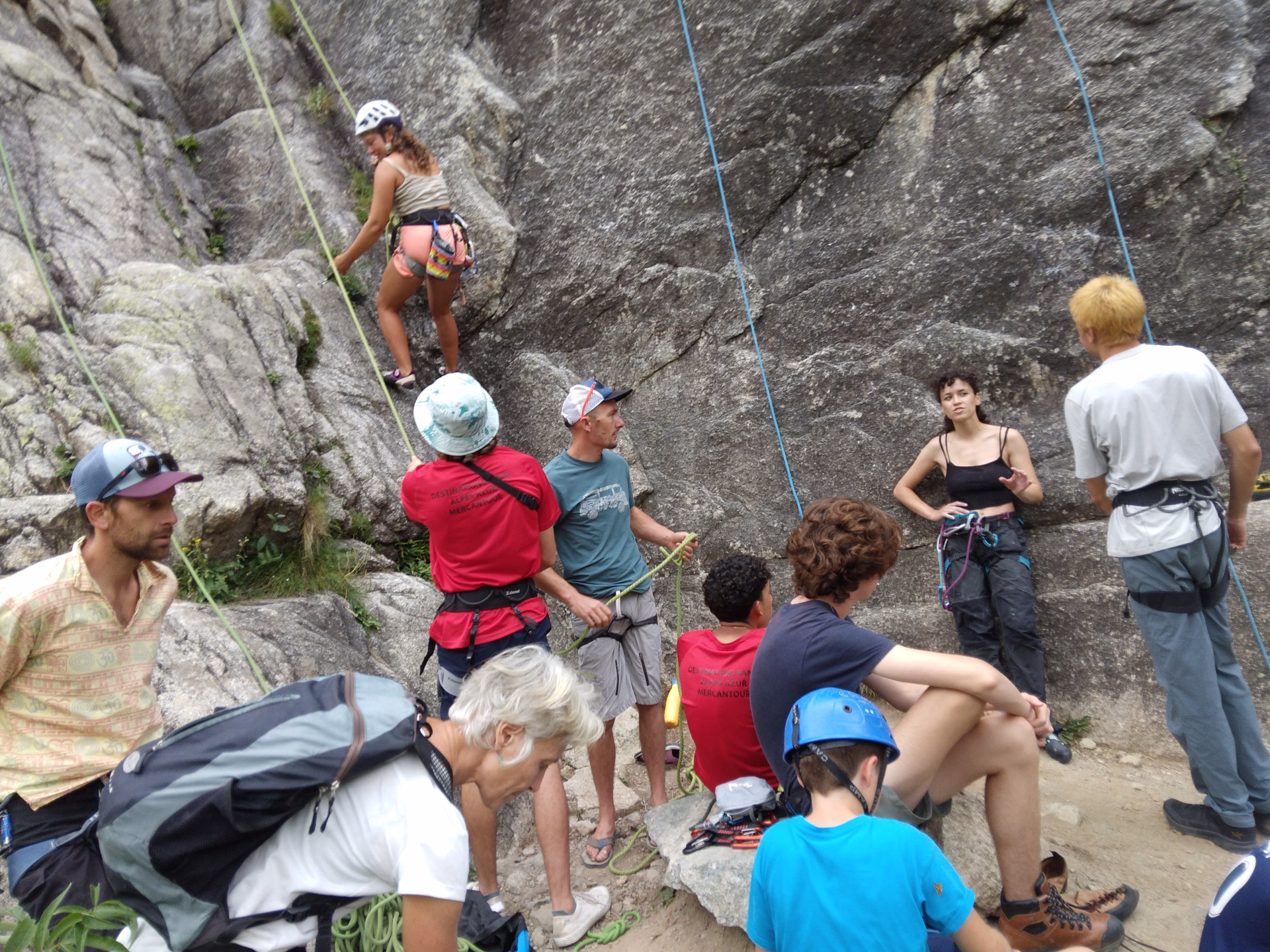 S'initier à l'escalade sur les falaises des Préalpes d'Azur