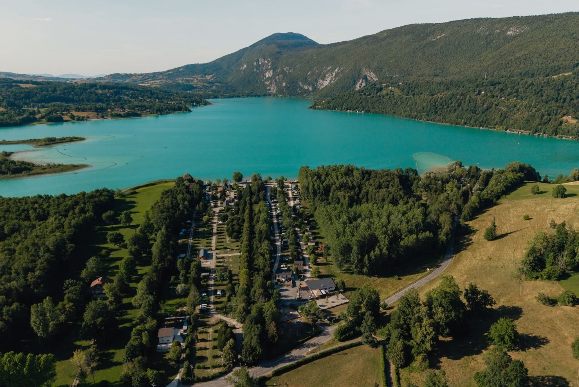 Camping au bord du lac d'Aiguebelette