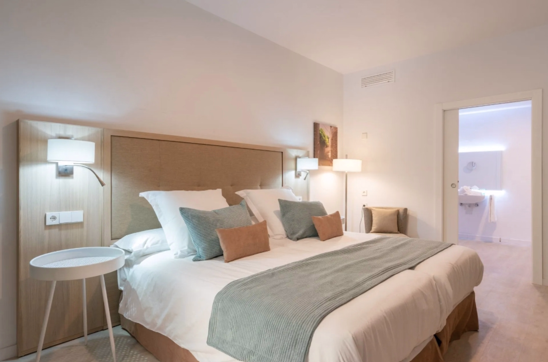 🏨 Hôtel 4* - Jour 4