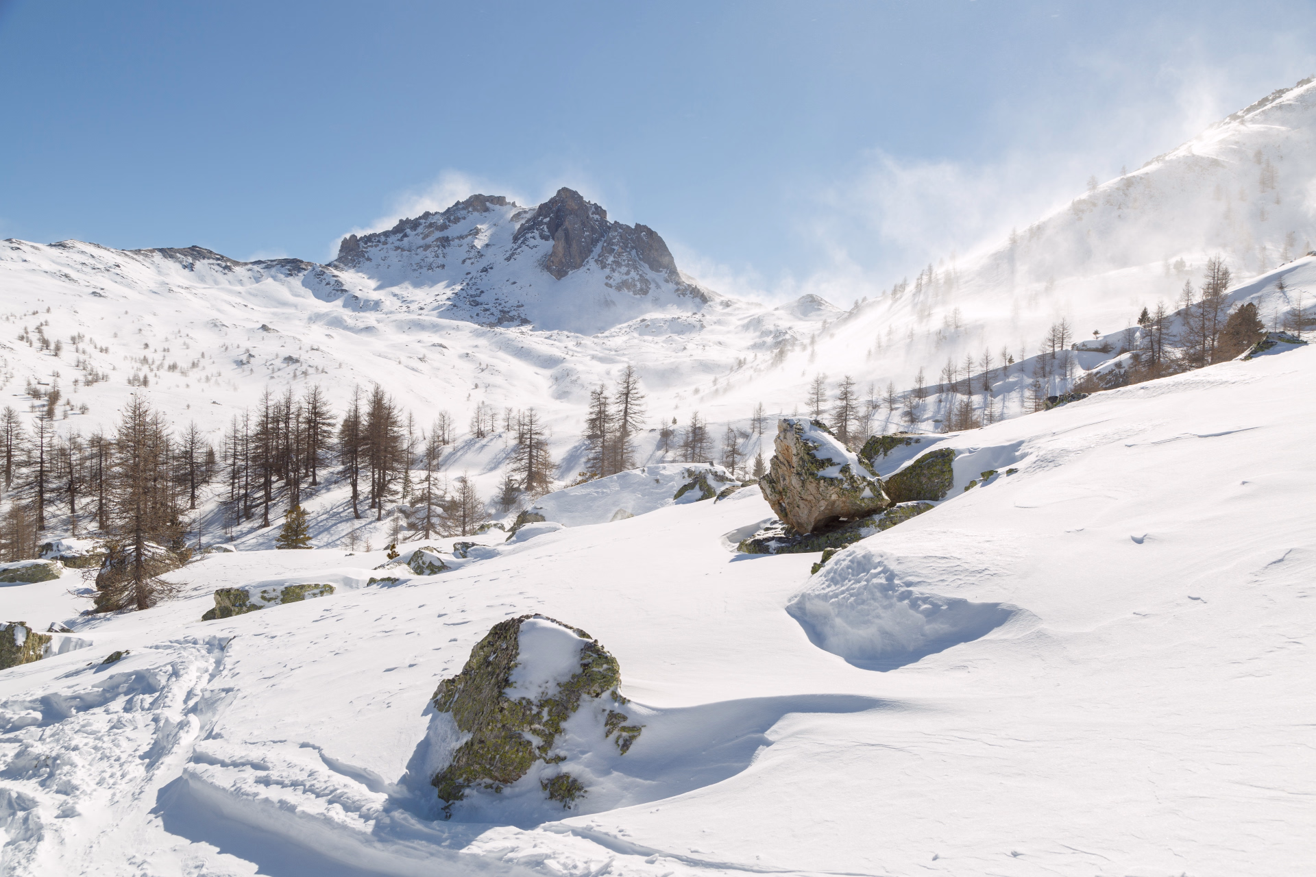 Monts et Merveilles du Beaufortain en raquettes à neige