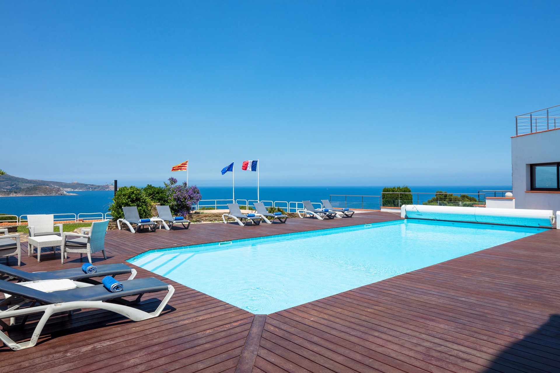 🏩 Hôtel 3* - Jours 1 à 3