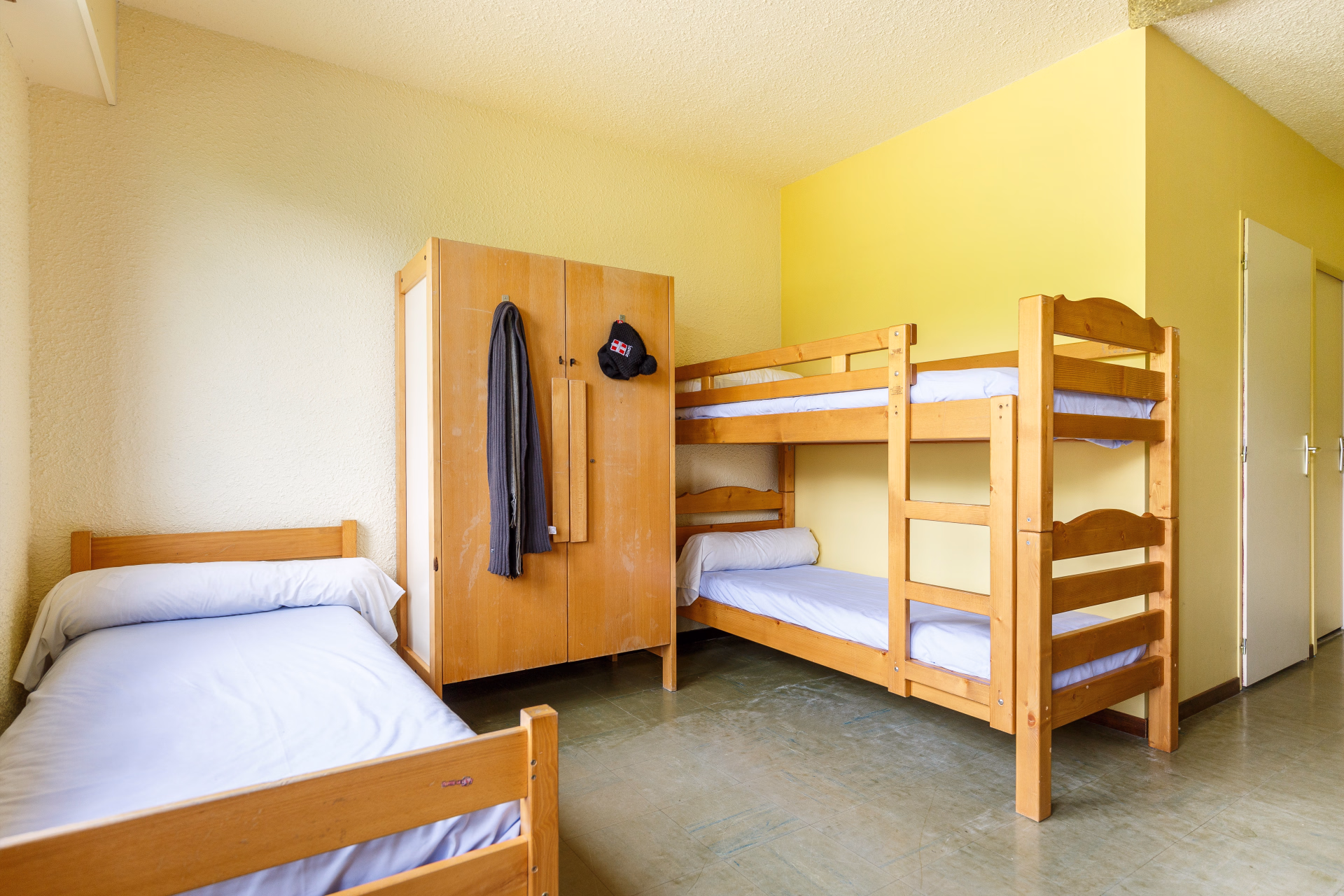 🏠 Auberge - Jours 1 à 5