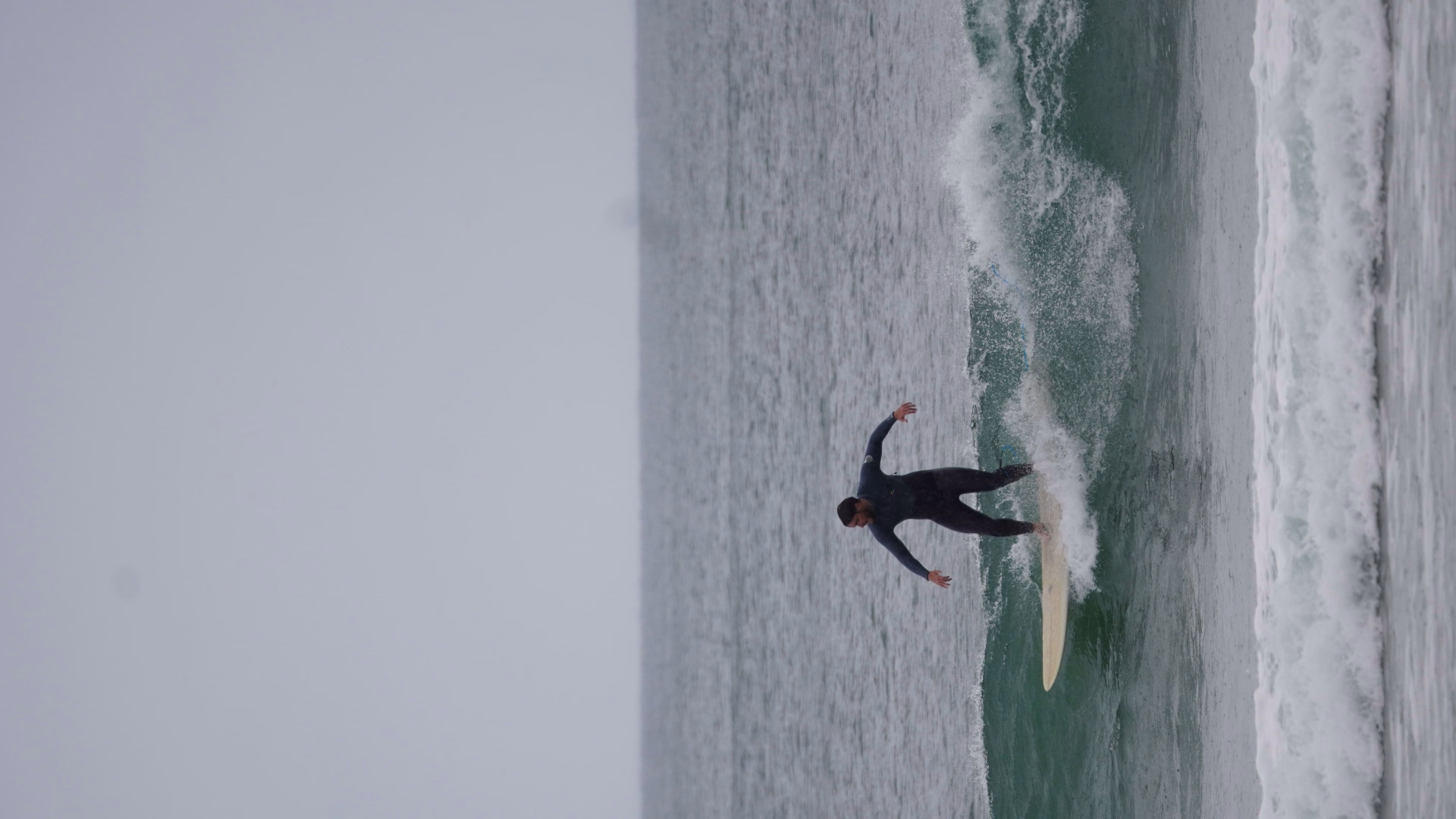Sessions de surf et évasion sauvage sur la côte nord de l'Irlande