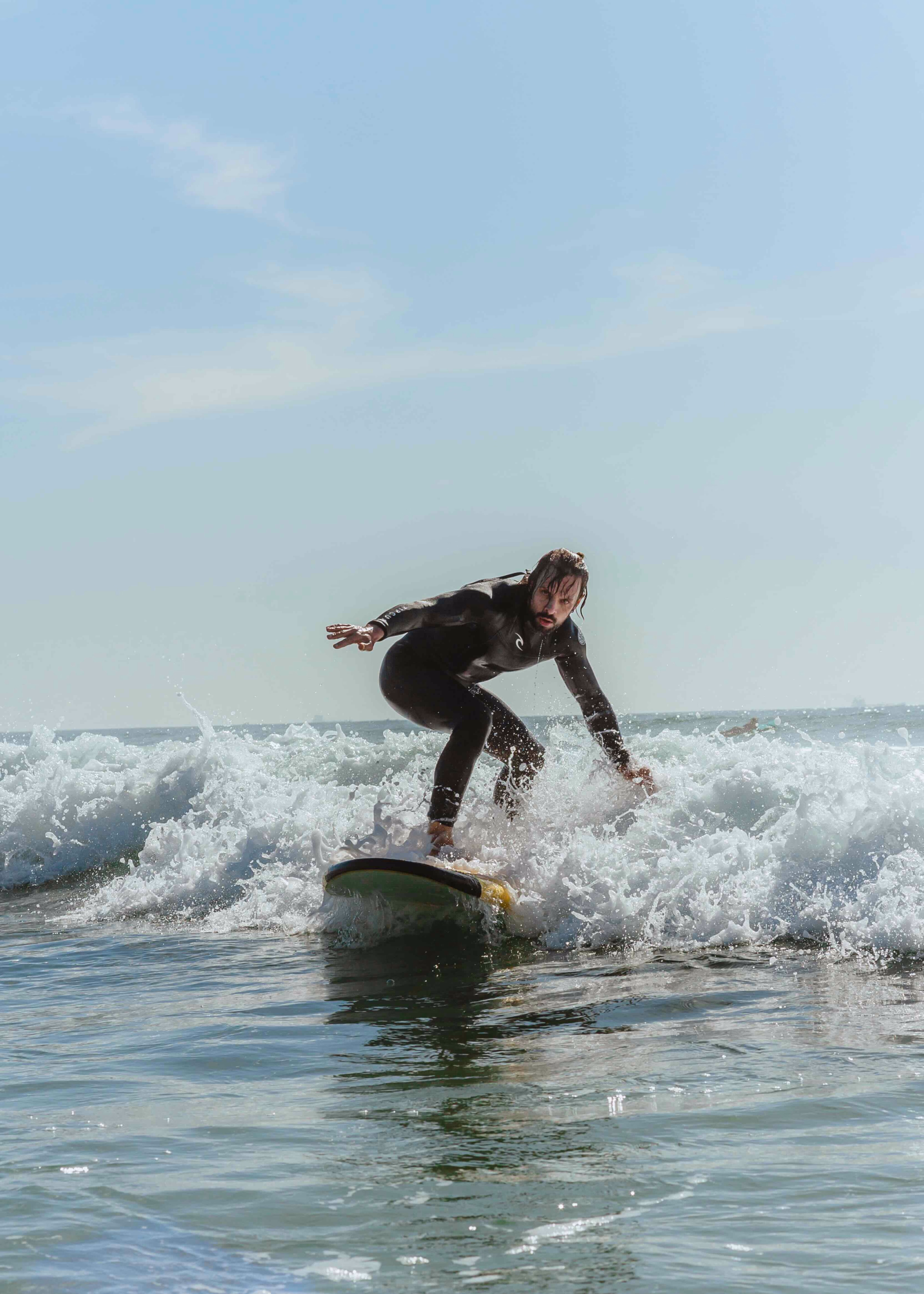 Surfriad : Petits groupes pour réellement progresser à Tamraght