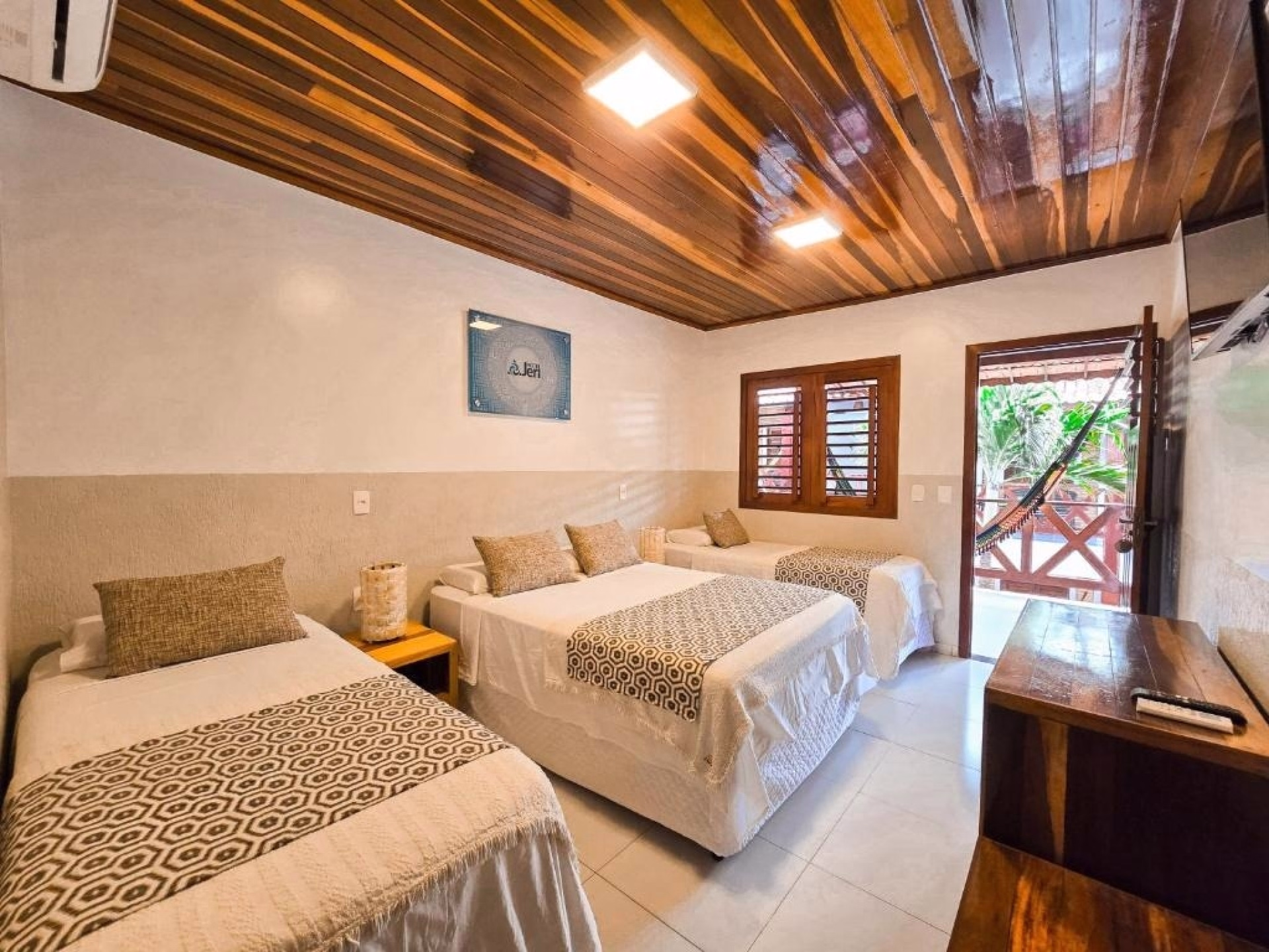 🏨 Hôtel 3* - Jours 2 à 8