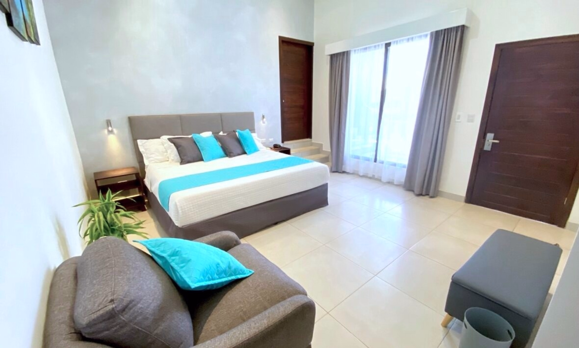 🏨 Hôtel 3* - Jours 5 à 6