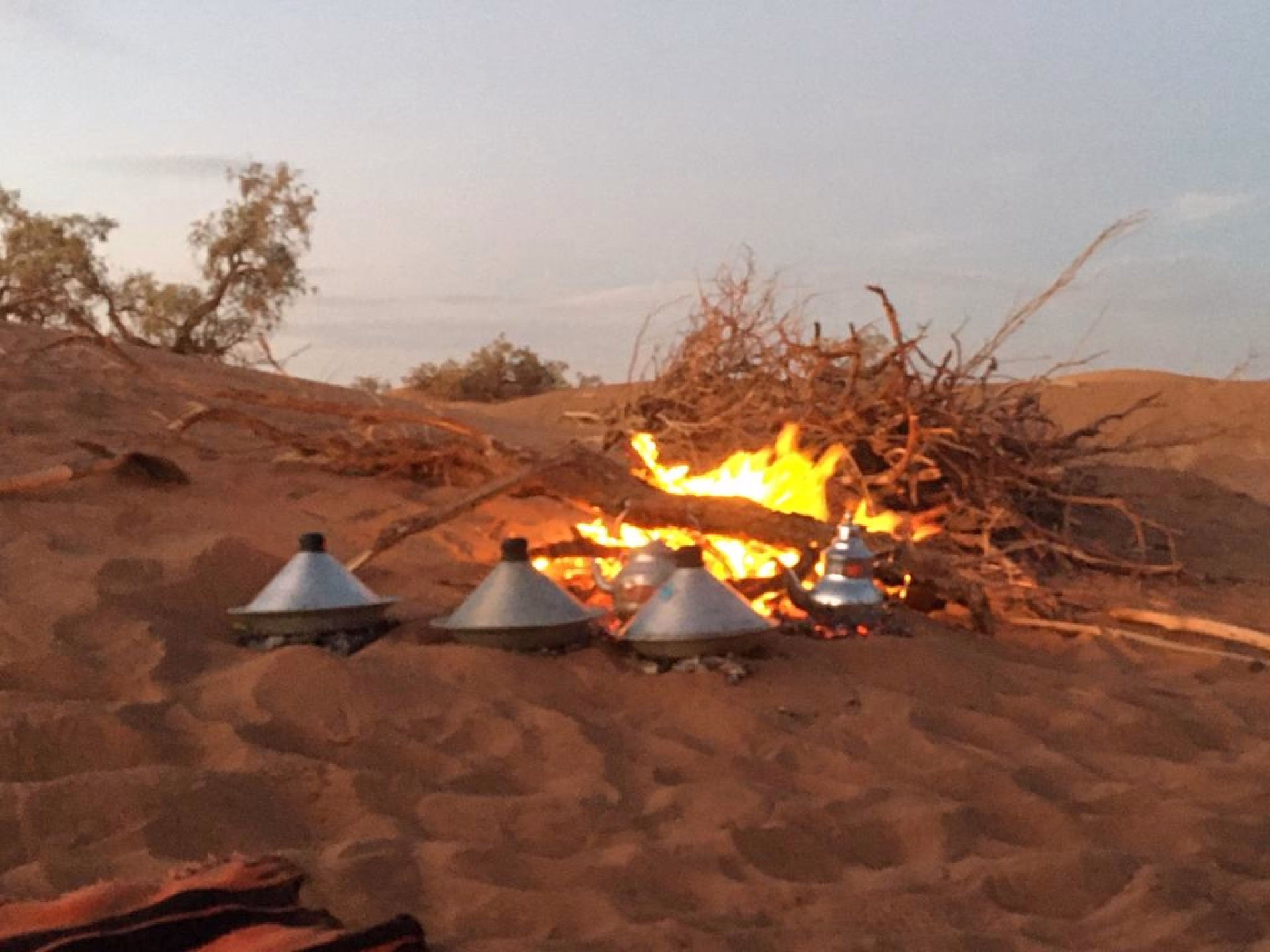 Trek, yoga, bien-être et déconnexion dans le désert du Sahara