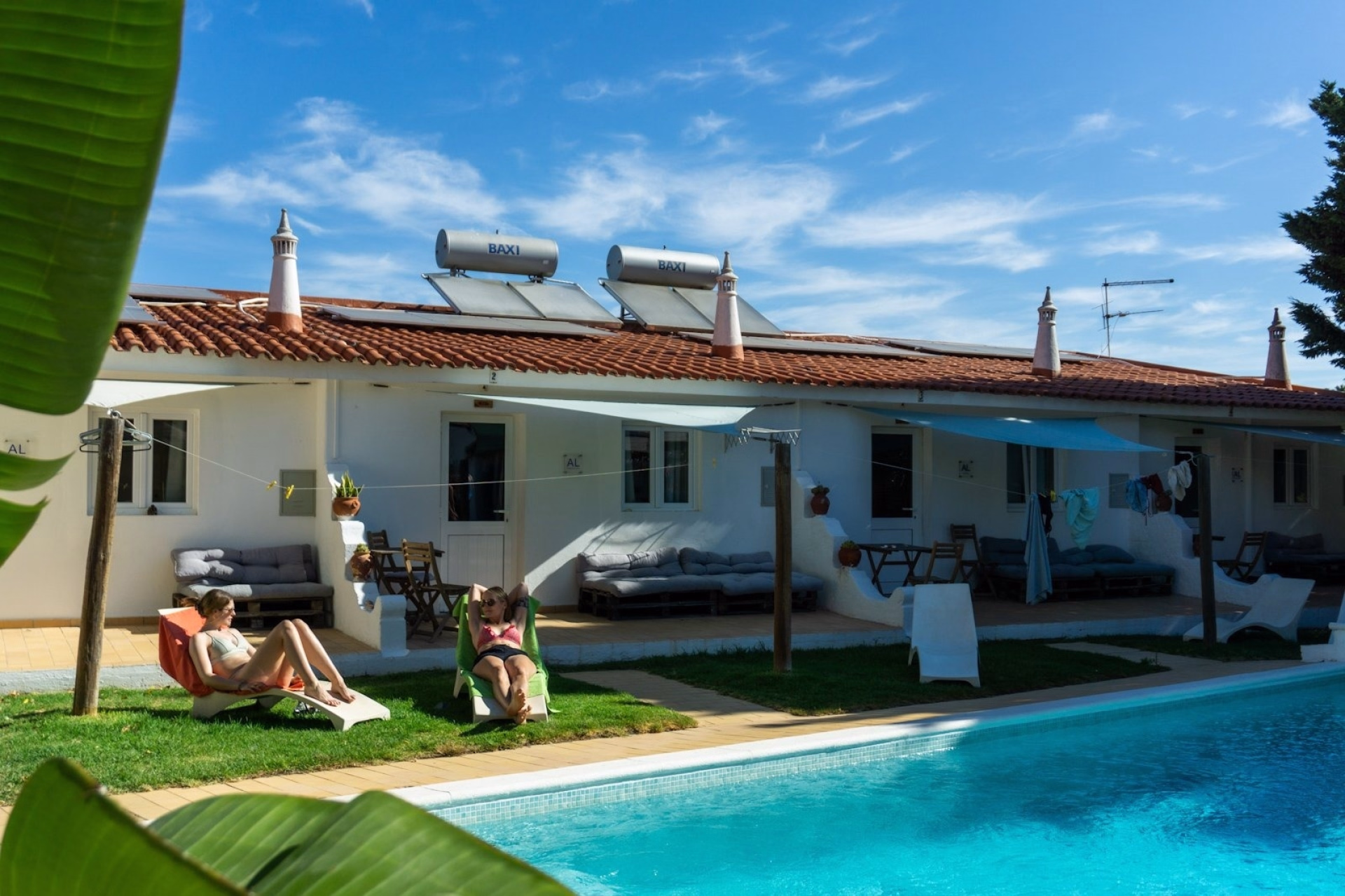 🏠 Surf House - Jours 1 à 8