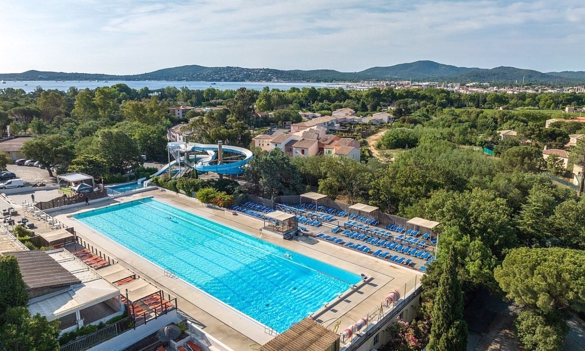 Stage natation en bassin olympique à Saint-Tropez avec Anna Santamans