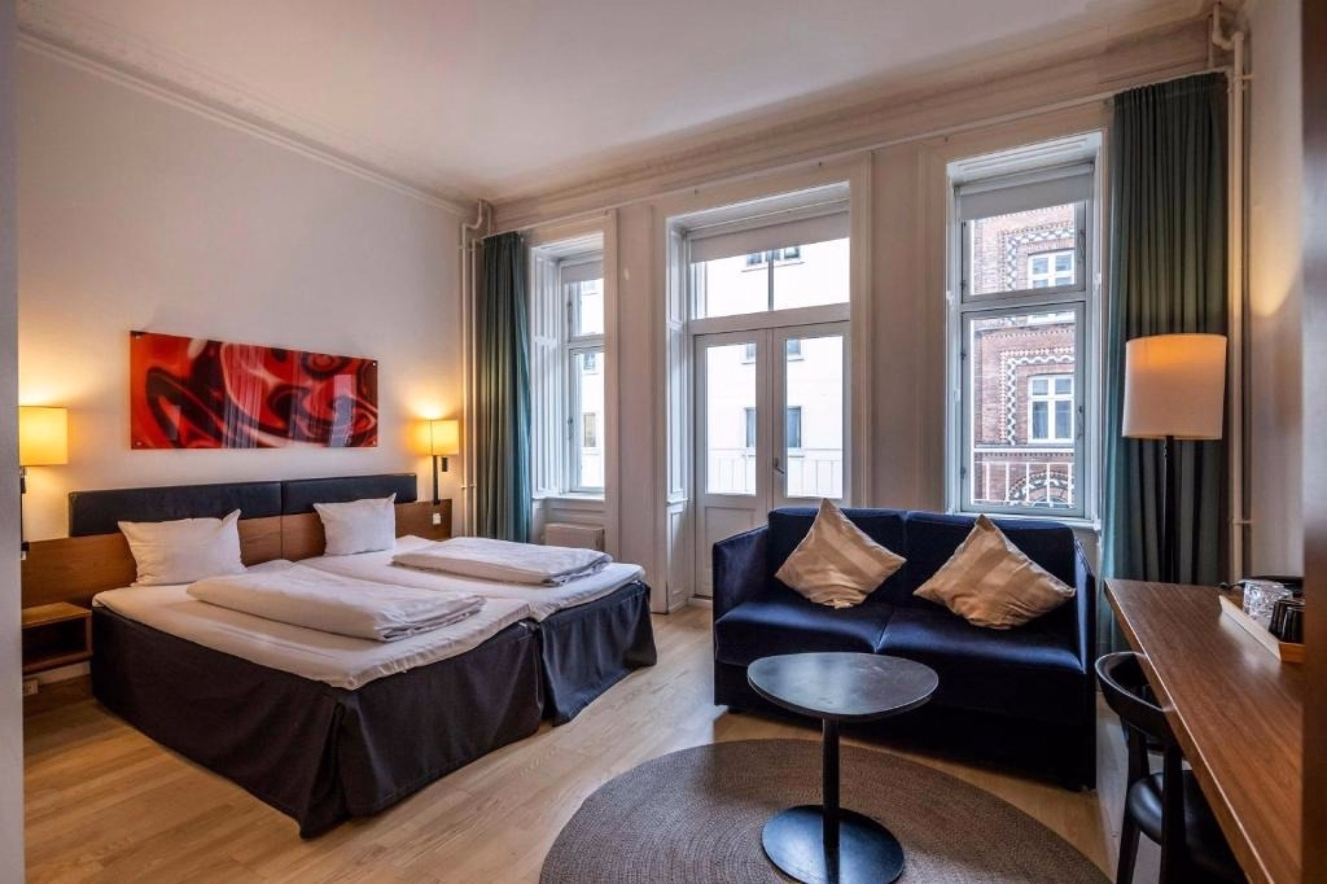 🏨 Hôtel 3* - Jours 1 à 3, 8