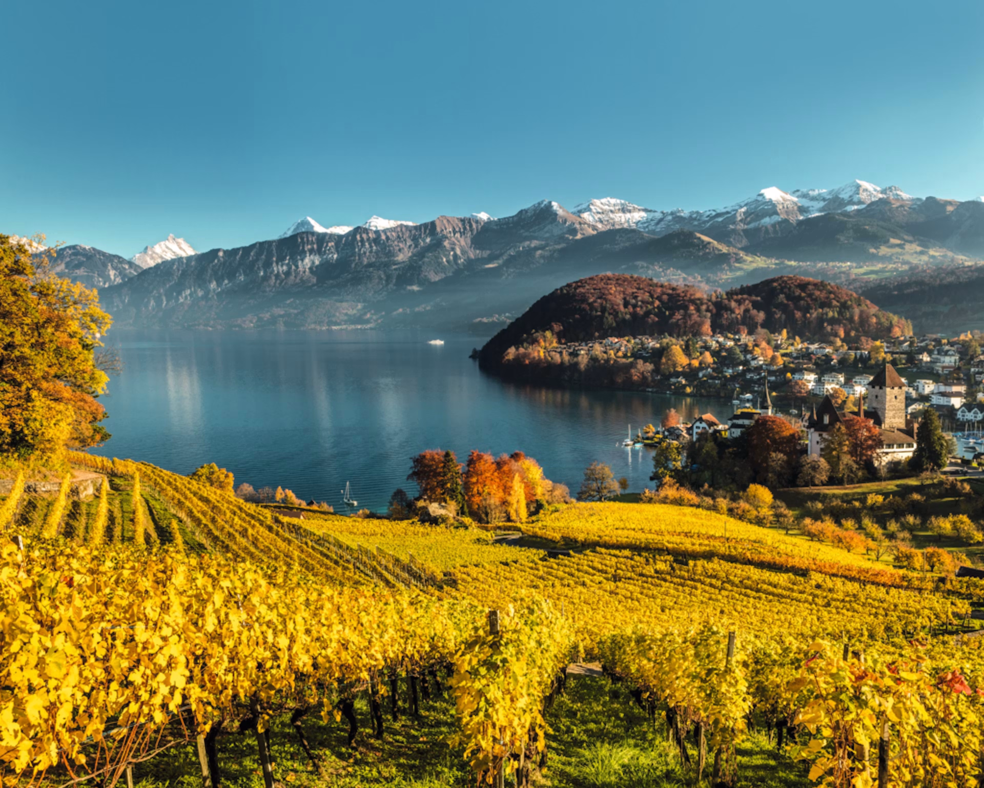 Randonnées automnales au cœur des plus beaux paysages suisses