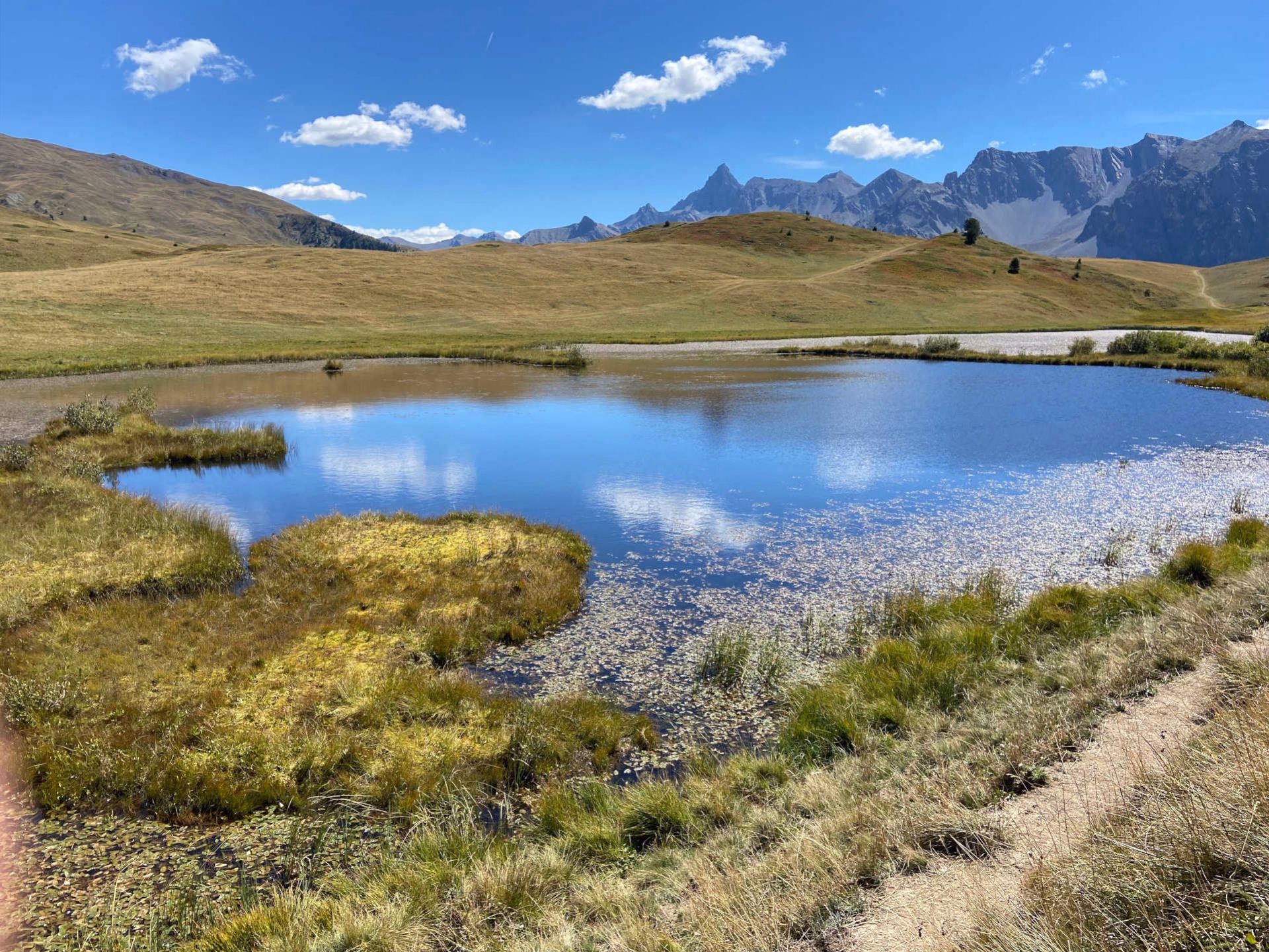 Cervières, vallée sauvage du Briançonnais à pied