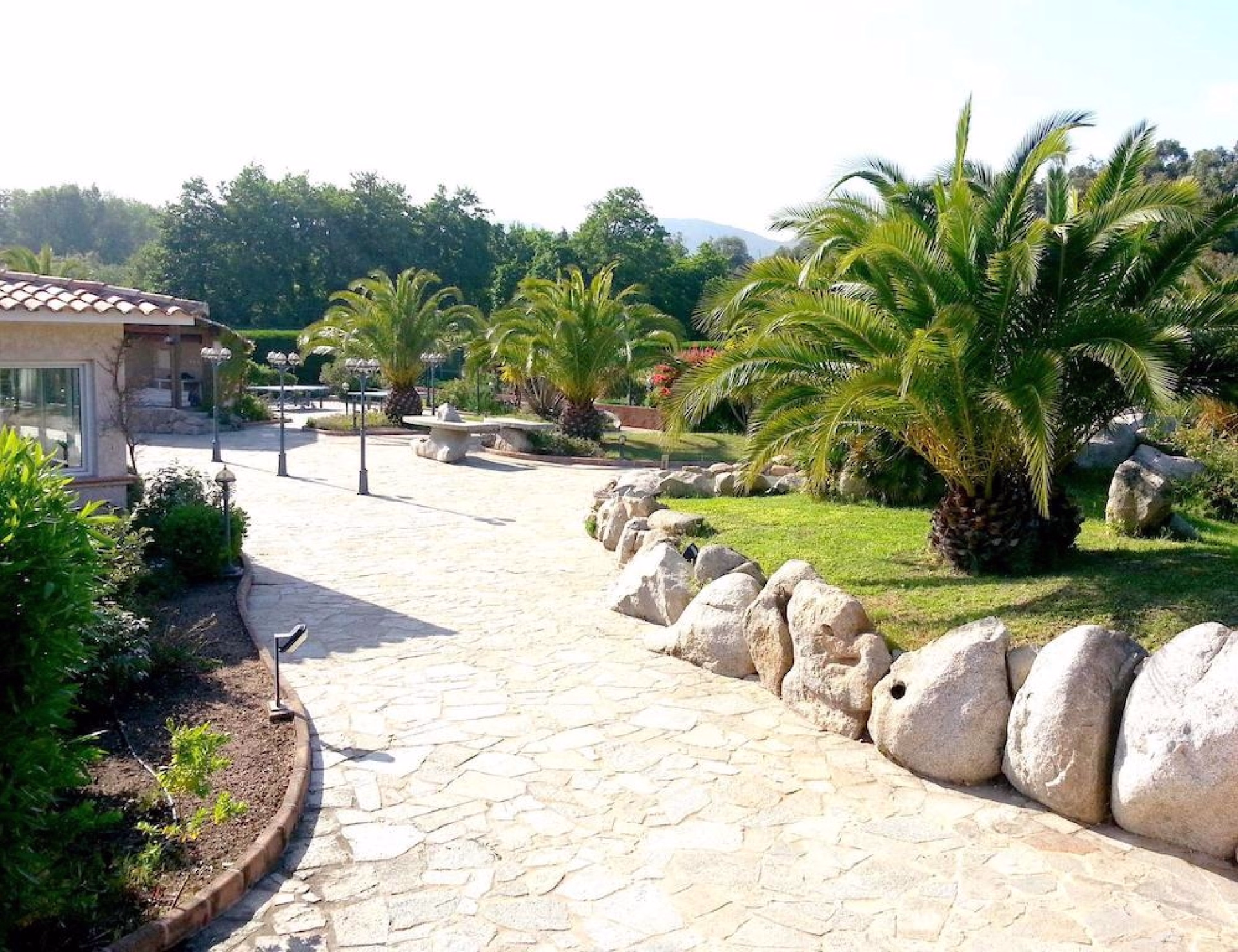 🏨 Hôtel 3* - Jours 1 à 6