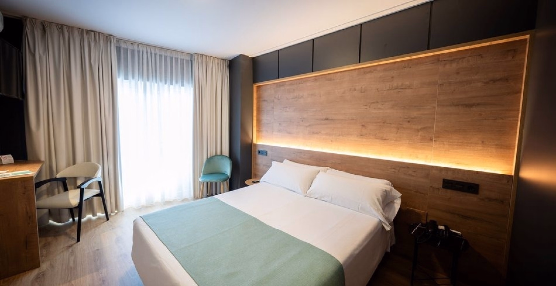 🏨 Hôtel 3*