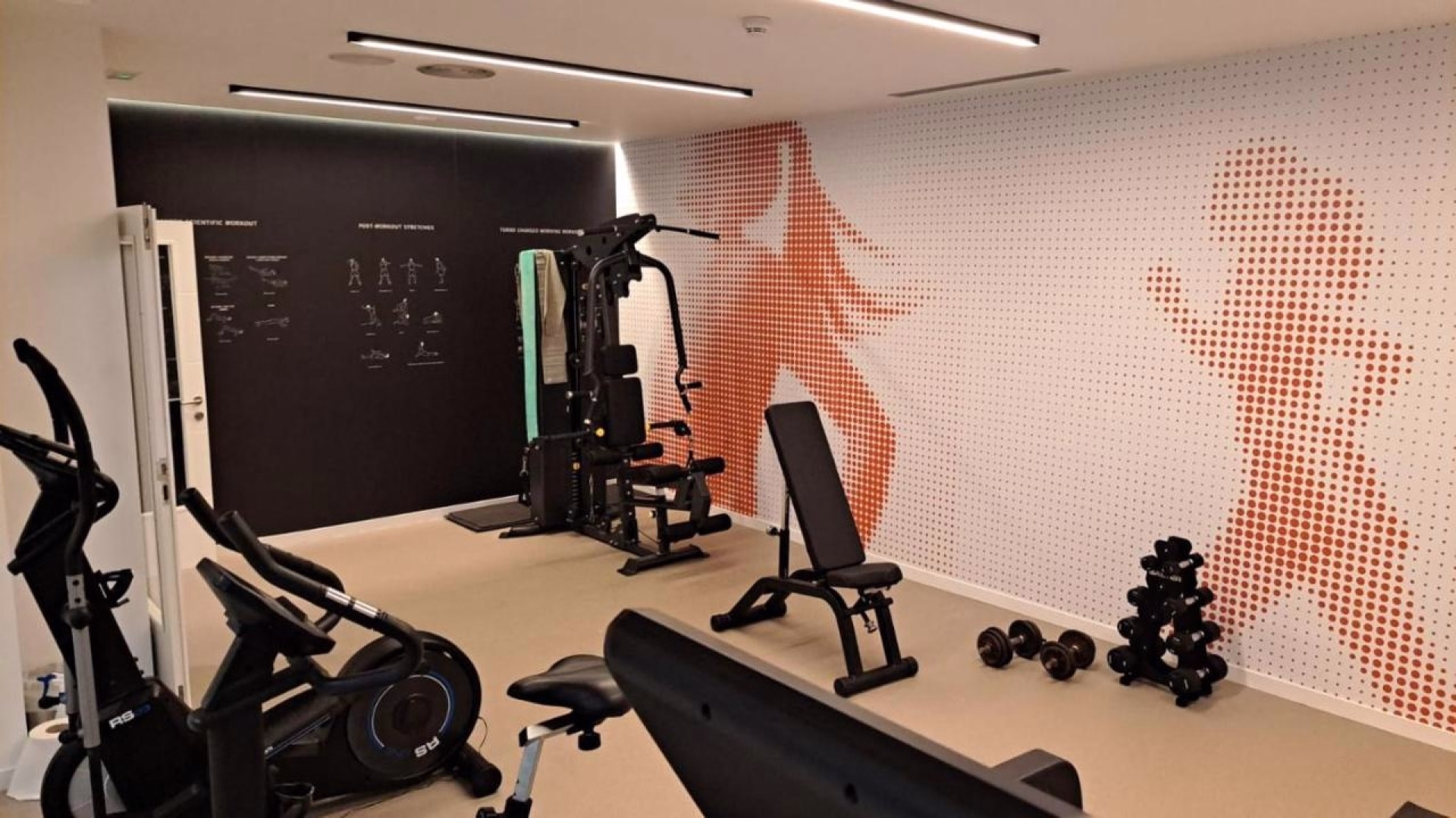 🏨 Hôtel 4* - Jour 9